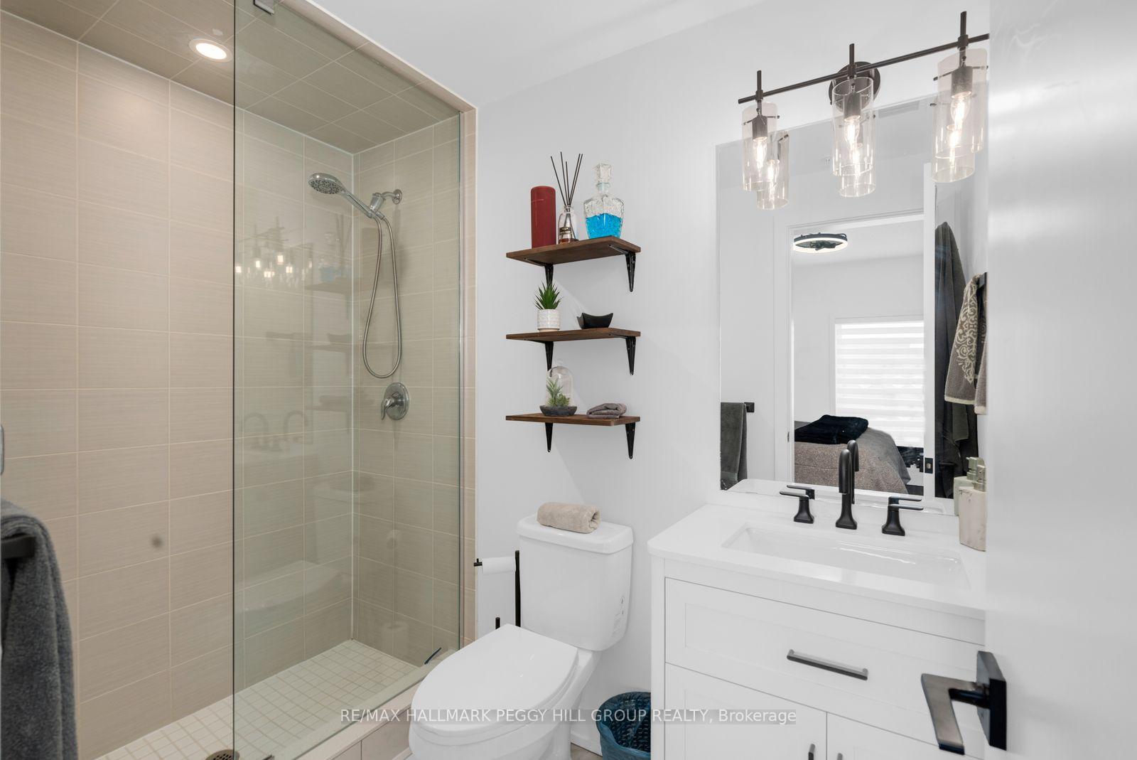 Photo 8 of Unit 602, 10 Culinary Lane, Barrie, Rural Barrie Southeast — HOMEH