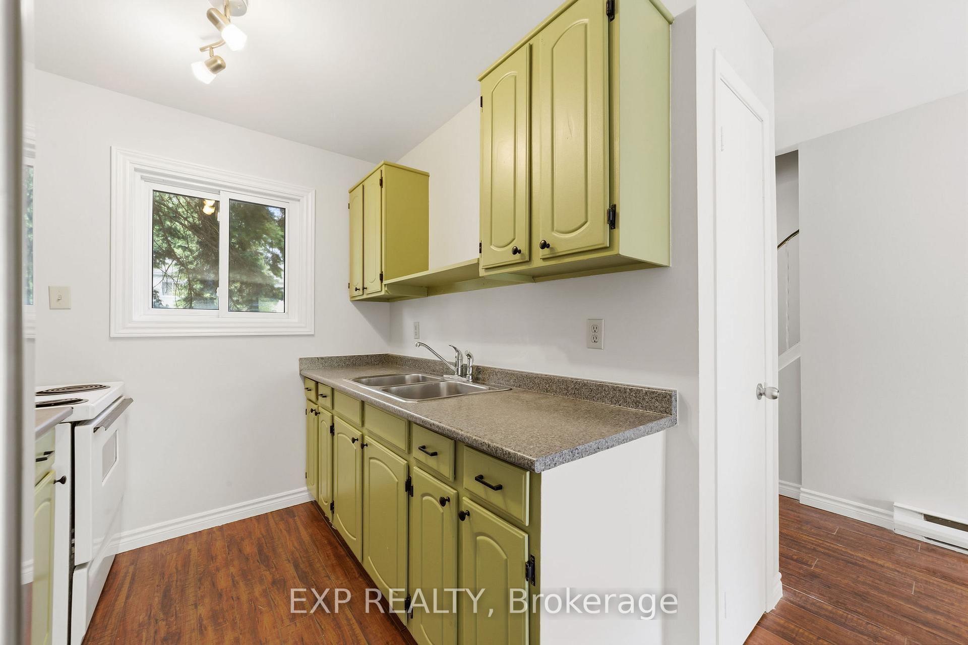 Photo 7 of Unit 116, 1775 Culver Drive, London, East H — HOMEH