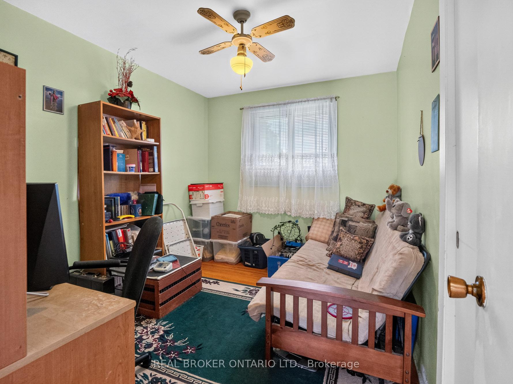 Photo 16 of 307 Kilgour Avenue, Welland, Broadway — HOMEH