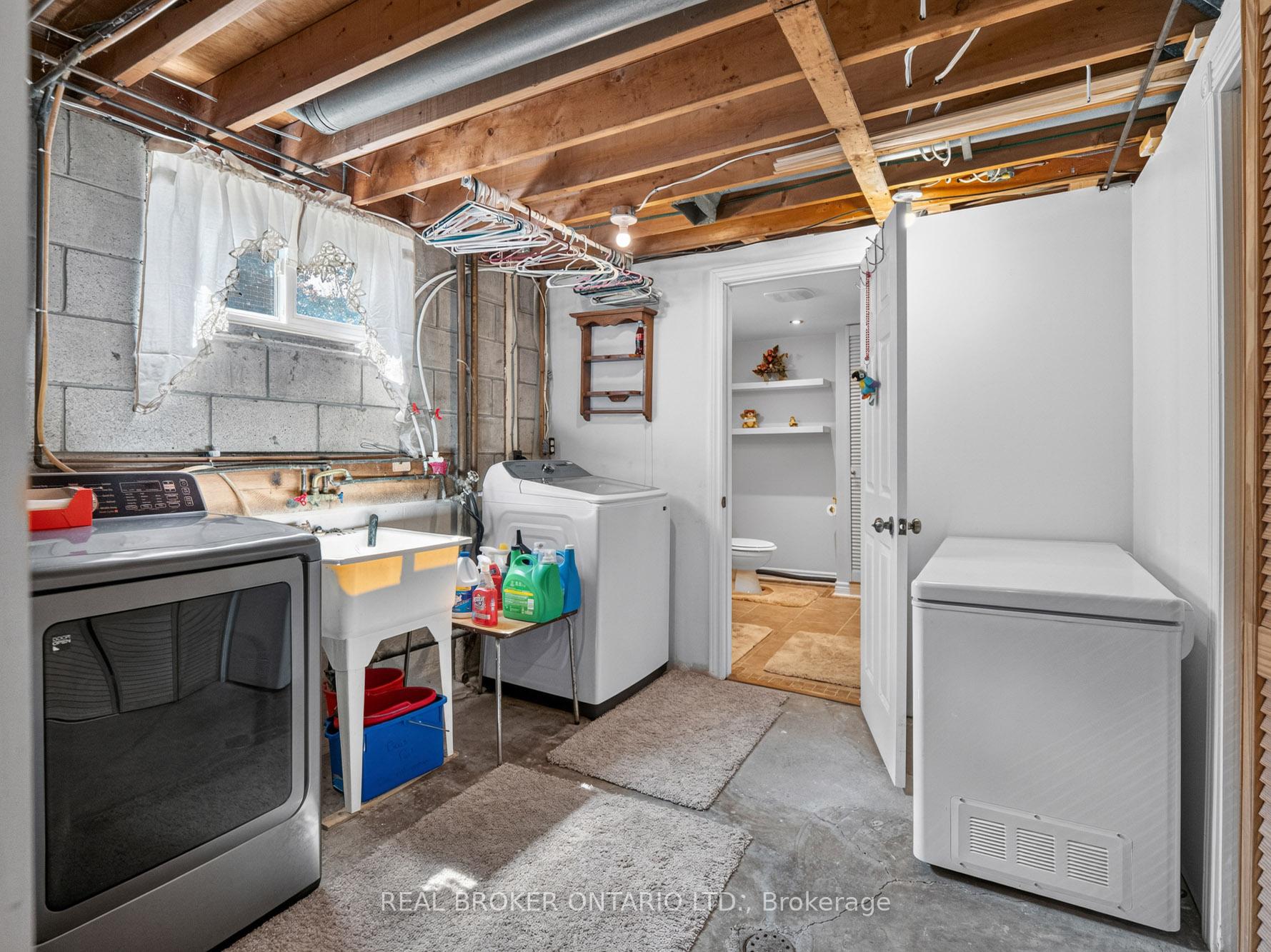 Photo 25 of 307 Kilgour Avenue, Welland, Broadway — HOMEH