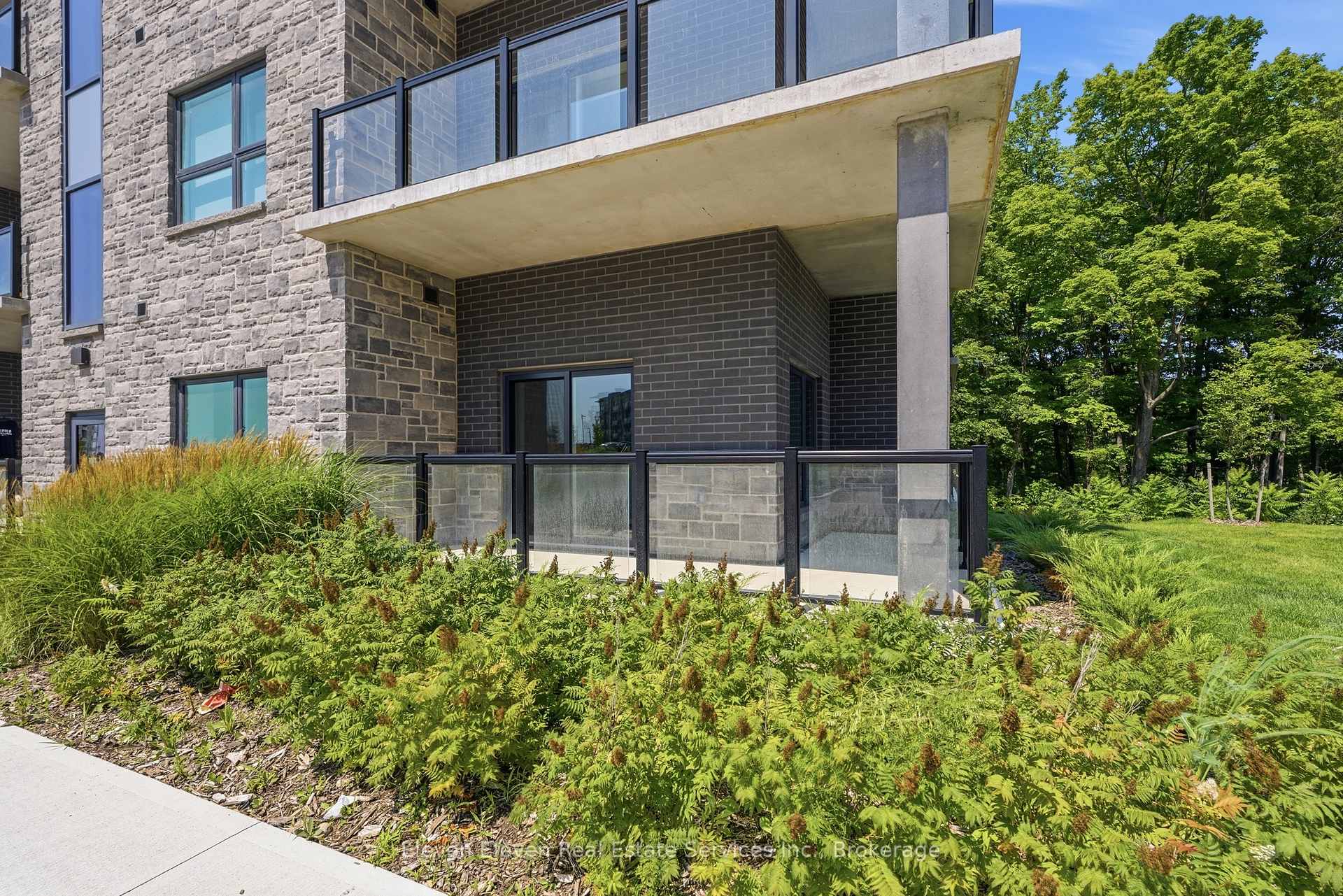 Photo 5 of Unit 119, 1100 Lackner Place, Kitchener, Grand River North — HOMEH