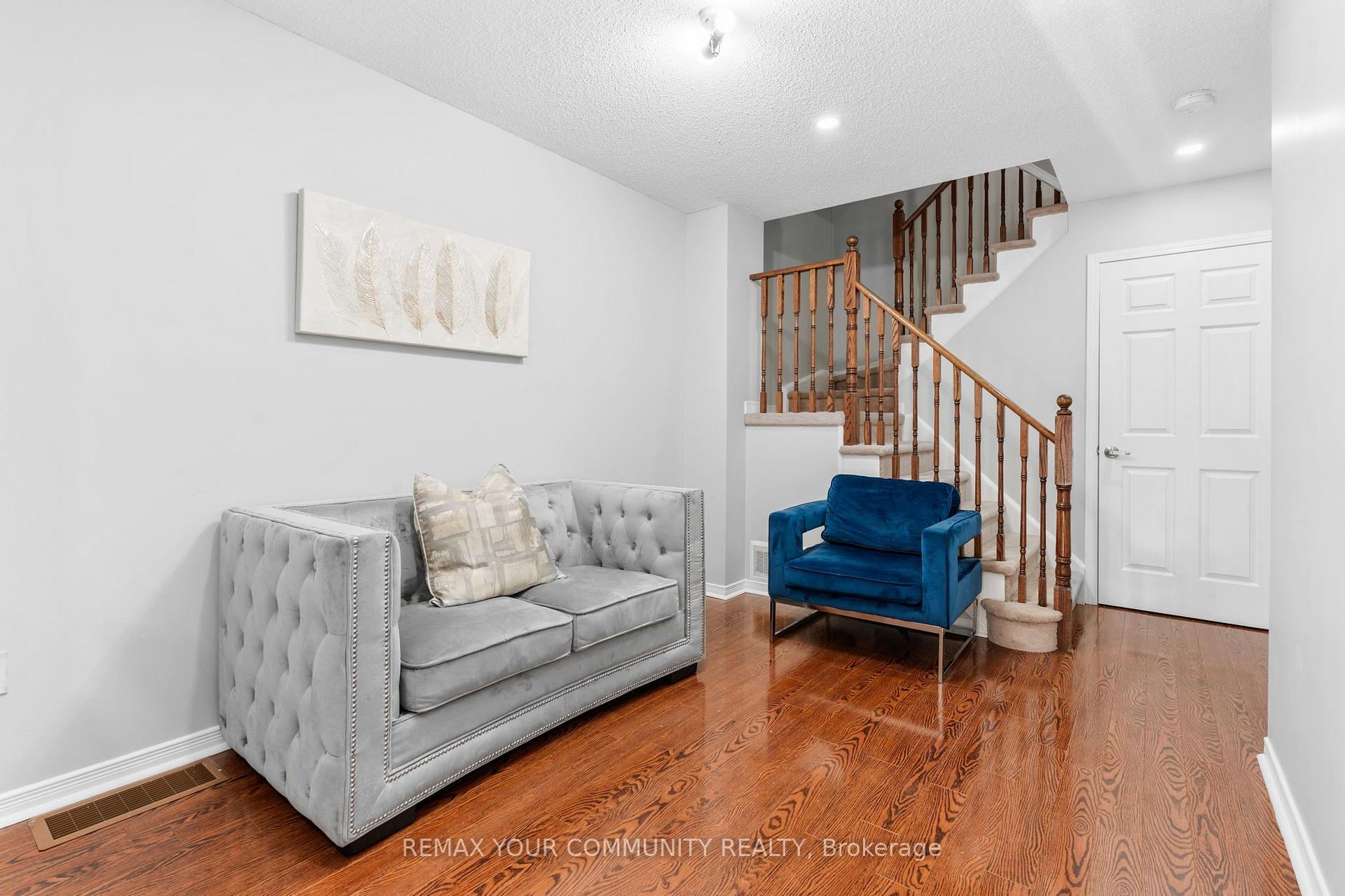 Photo 5 of 31 Webbford Street, Ajax, South West — HOMEH