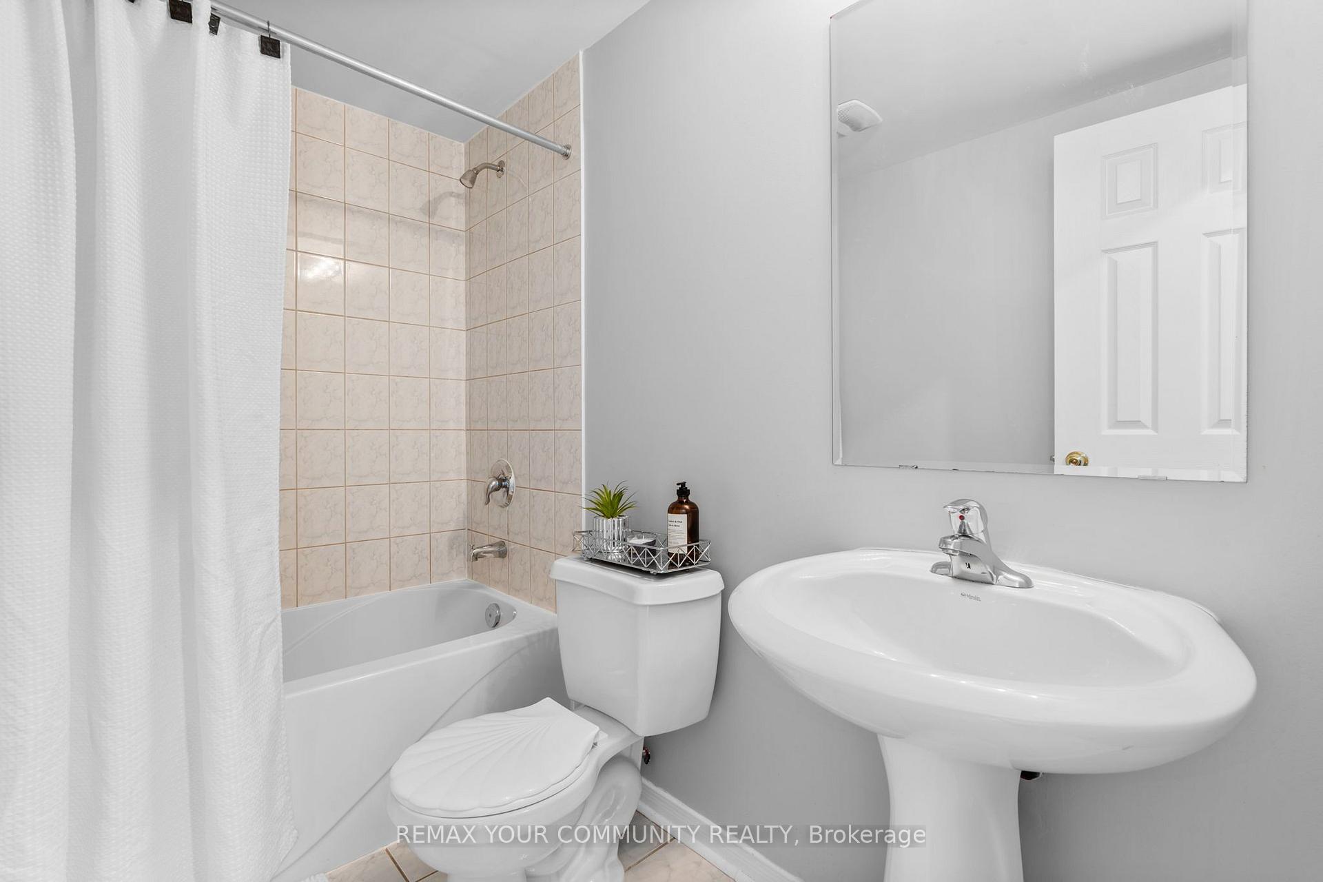 Photo 37 of 31 Webbford Street, Ajax, South West — HOMEH