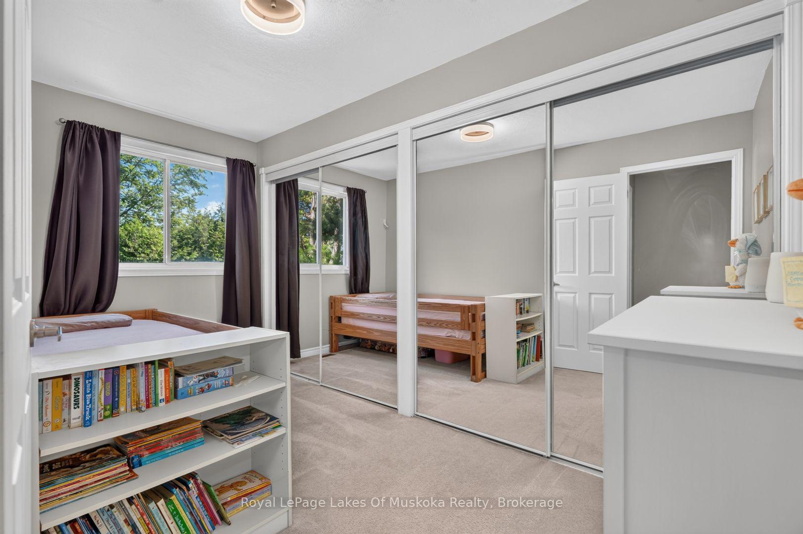 Photo 34 of 570 John Street S, Gravenhurst, Muskoka (S) — HOMEH