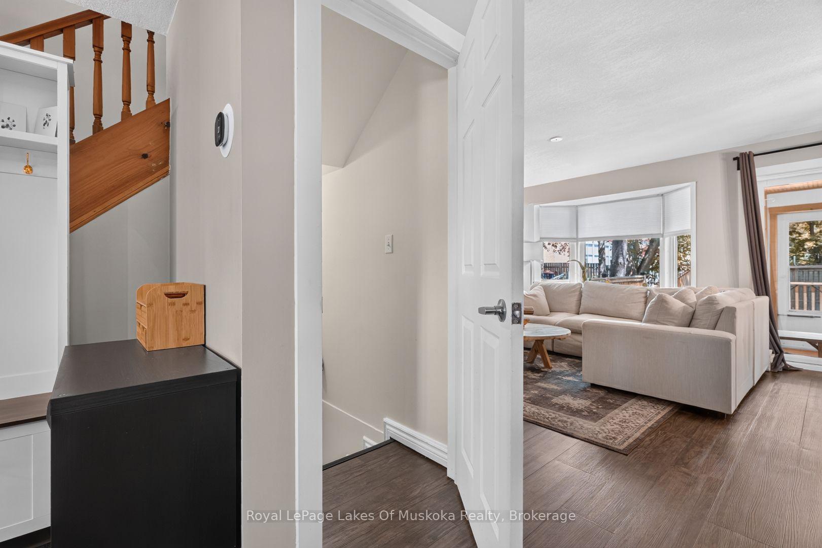 Photo 37 of 570 John Street S, Gravenhurst, Muskoka (S) — HOMEH