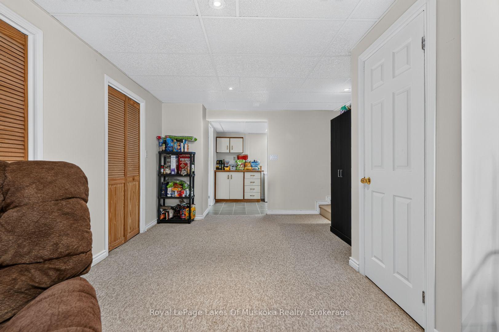 Photo 43 of 570 John Street S, Gravenhurst, Muskoka (S) — HOMEH