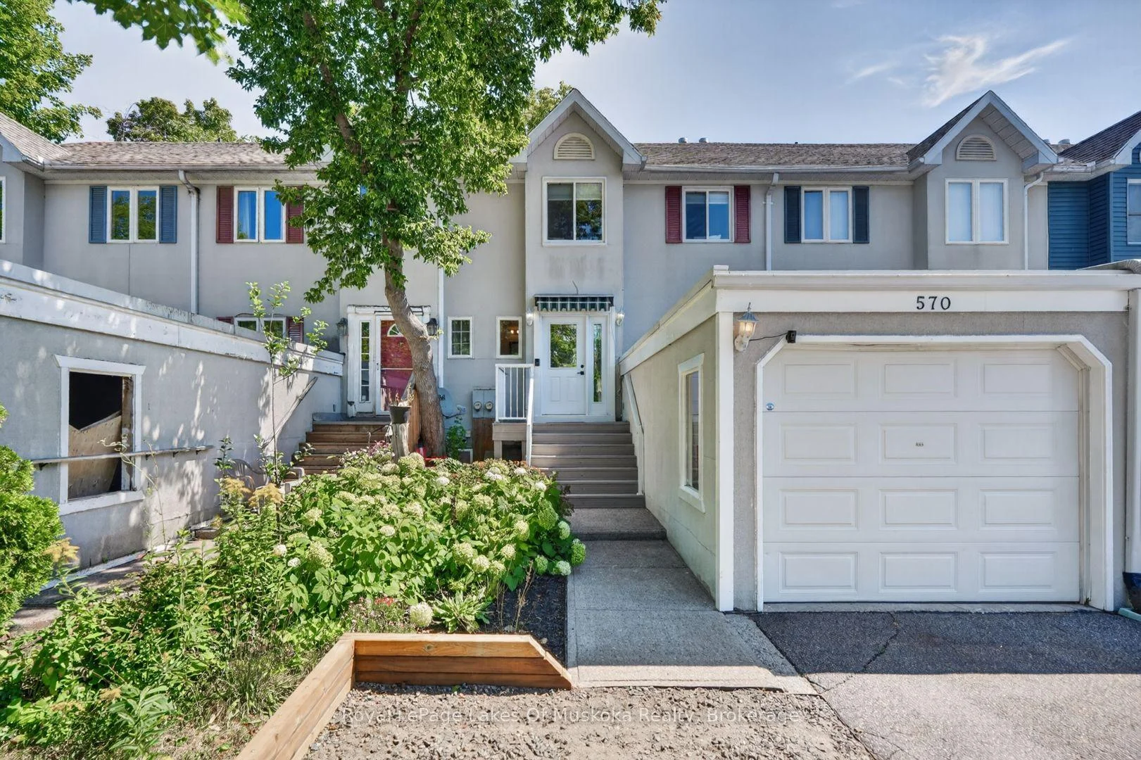 Photo 8 of 570 John Street S, Gravenhurst, Muskoka (S) — HOMEH