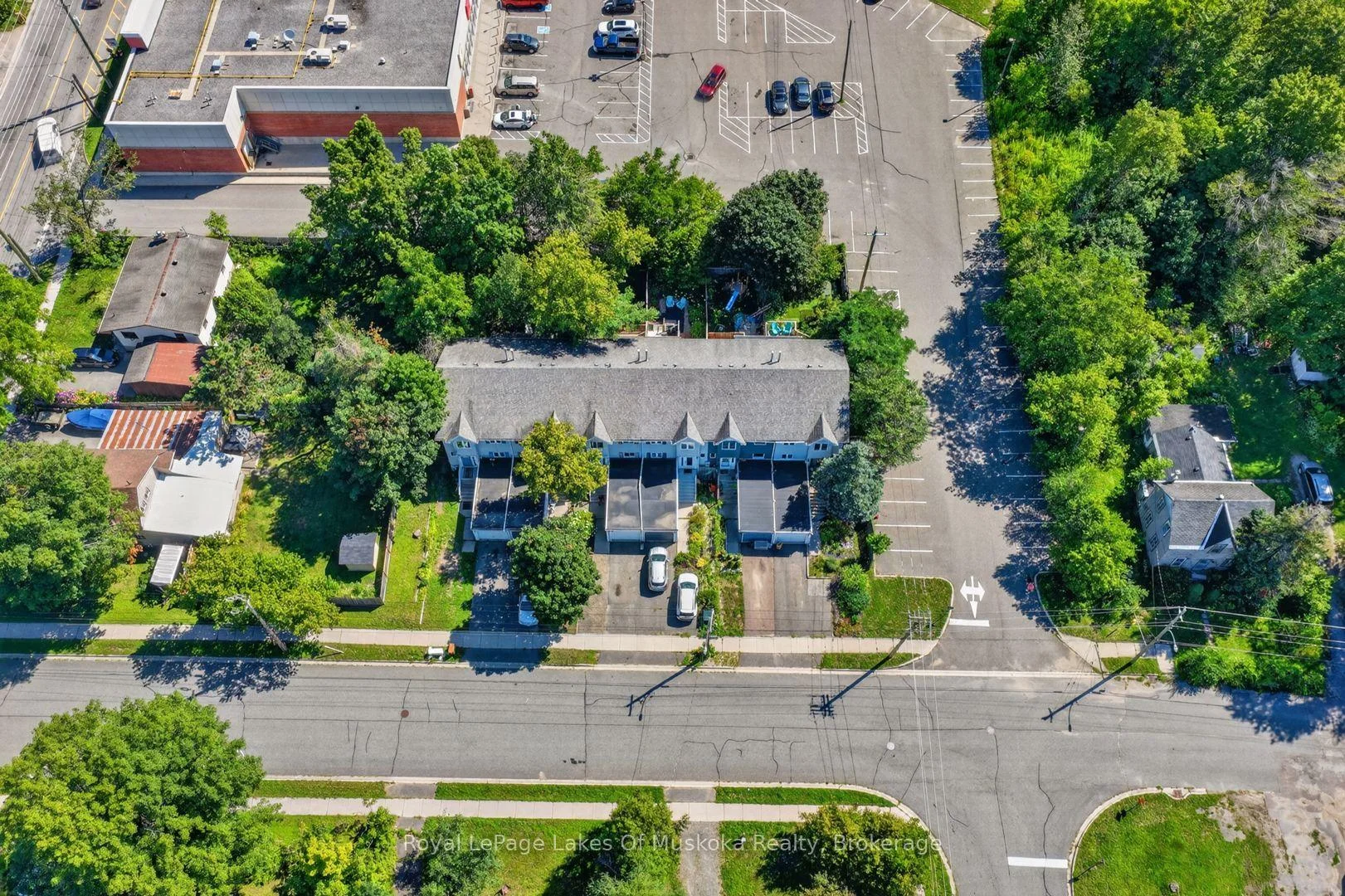Photo 57 of 570 John Street S, Gravenhurst, Muskoka (S) — HOMEH