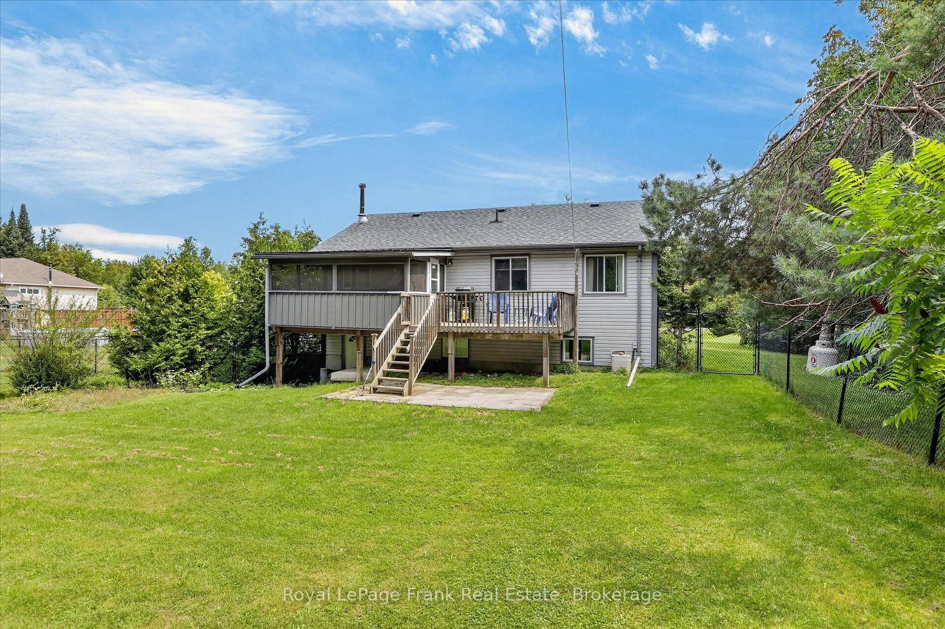 Photo 35 of 124 Sumcot Drive, Trent Lakes — HOMEH