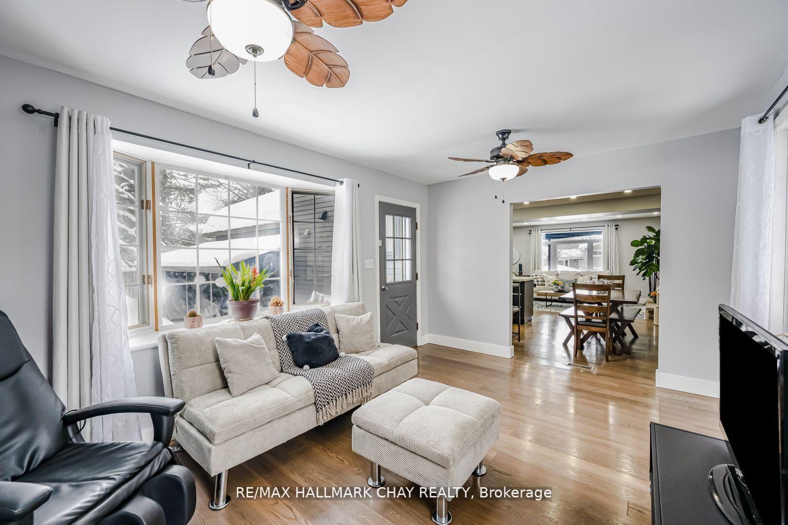 Photo 8 of 17 Walker Avenue, Orillia — HOMEH