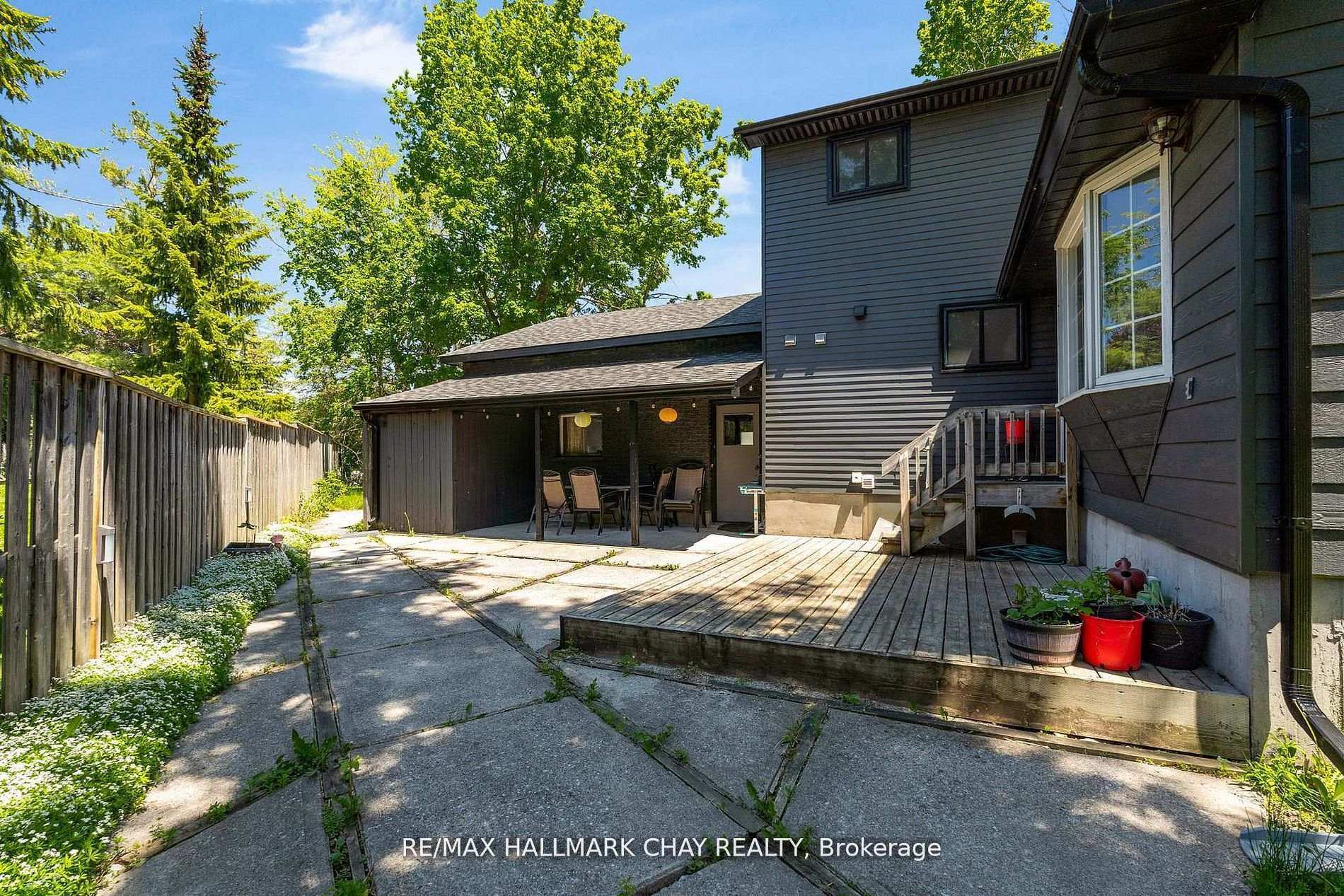 Photo 19 of 17 Walker Avenue, Orillia — HOMEH