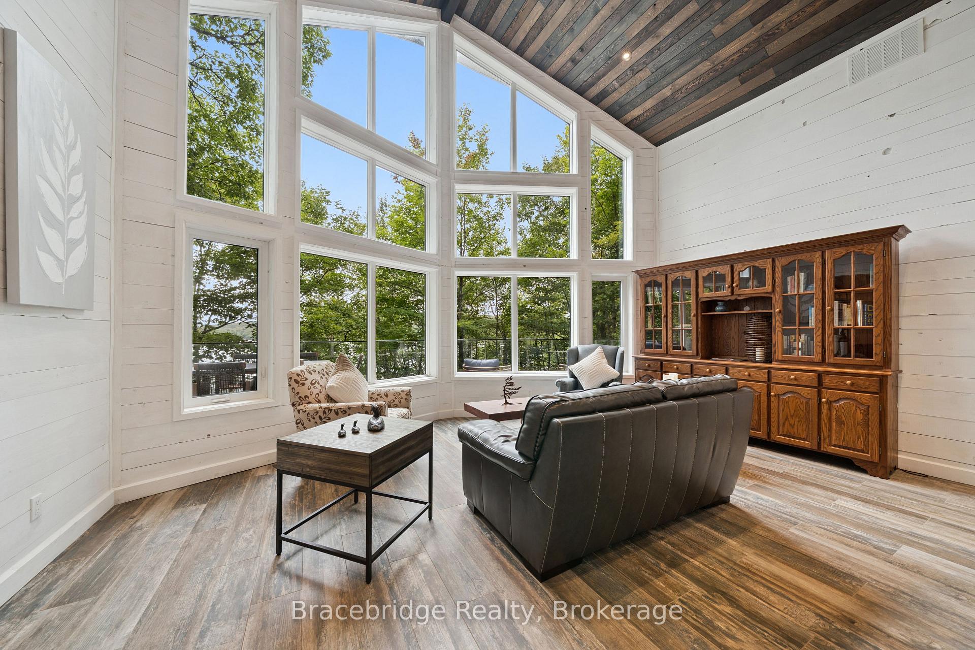 Photo 6 of 34 Martin Lane, Kearney — HOMEH