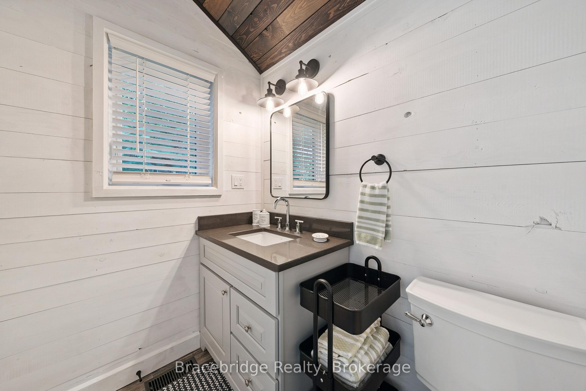 Photo 19 of 34 Martin Lane, Kearney — HOMEH
