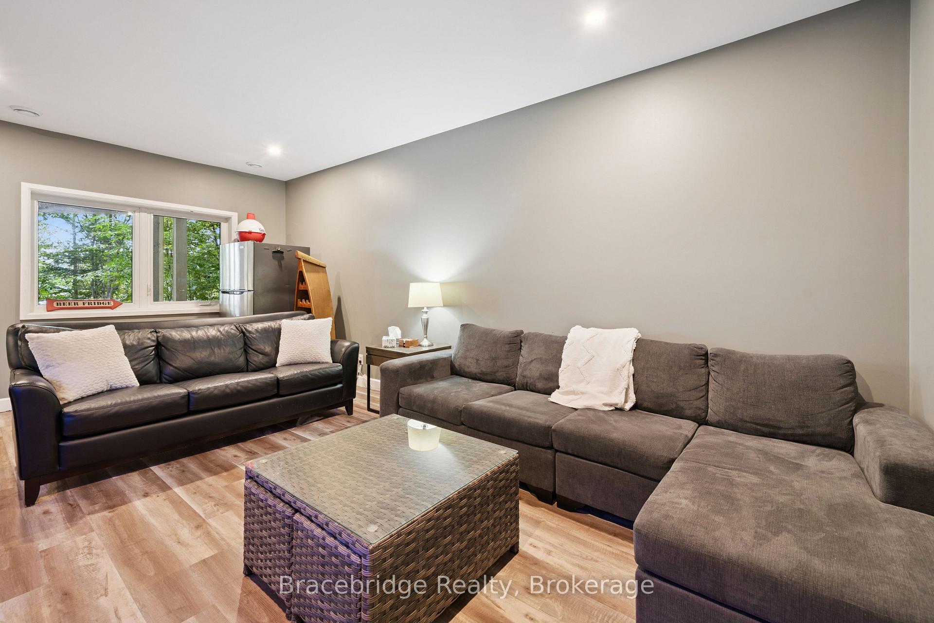 Photo 23 of 34 Martin Lane, Kearney — HOMEH