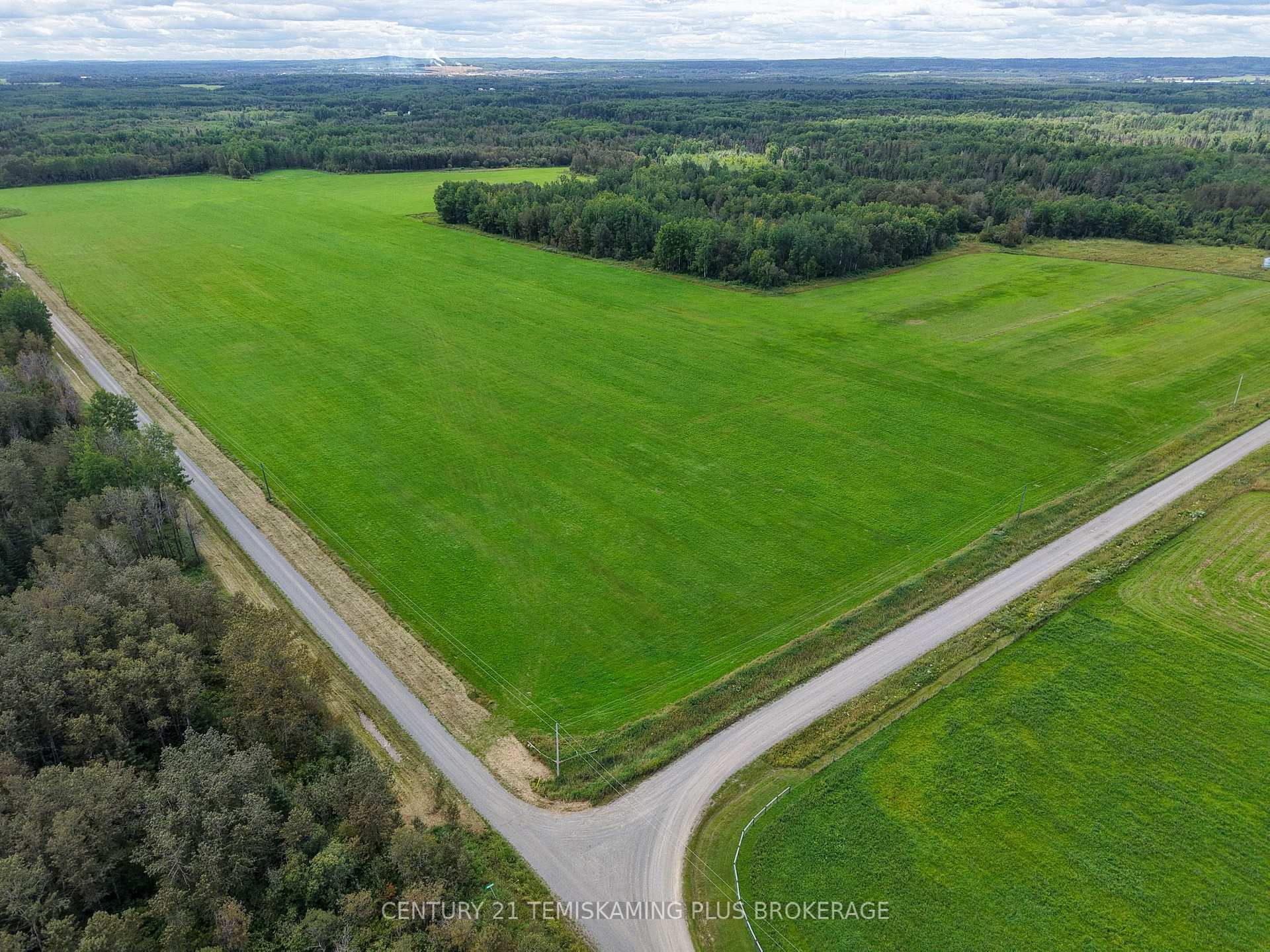 Photo 1 of 426367 Birch Drive, Englehart, Central Timiskaming — HOMEH