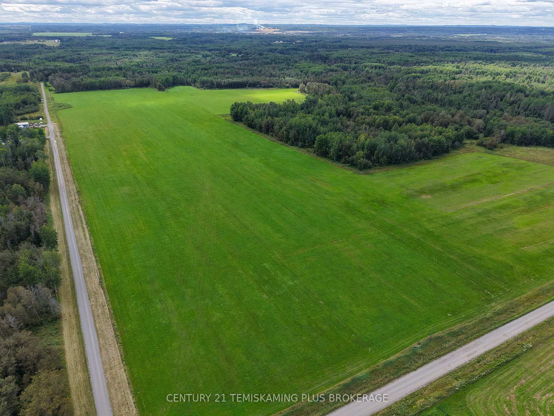 Photo 2 of 426367 Birch Drive, Englehart, Central Timiskaming — HOMEH