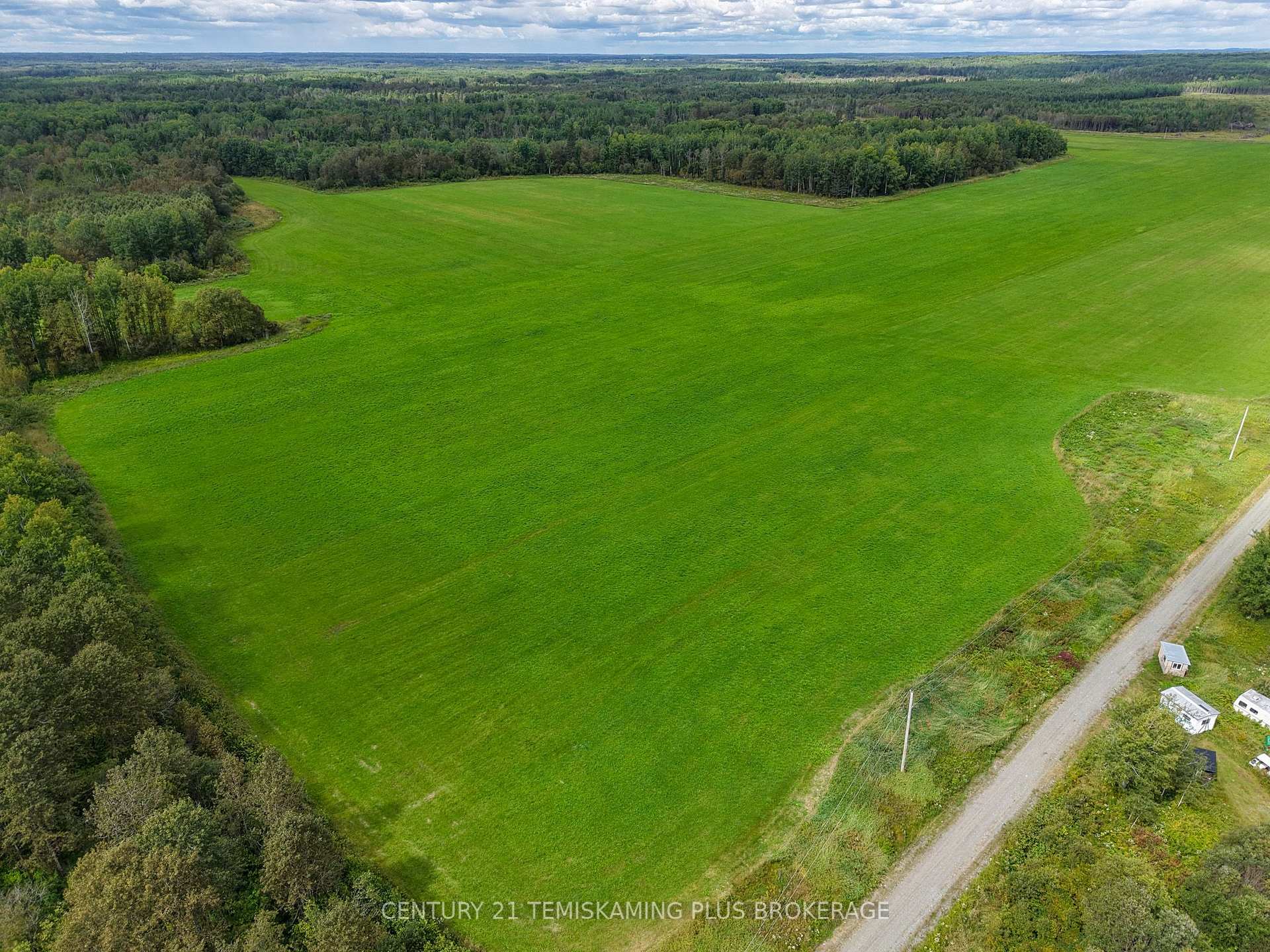 Photo 10 of 426367 Birch Drive, Englehart, Central Timiskaming — HOMEH