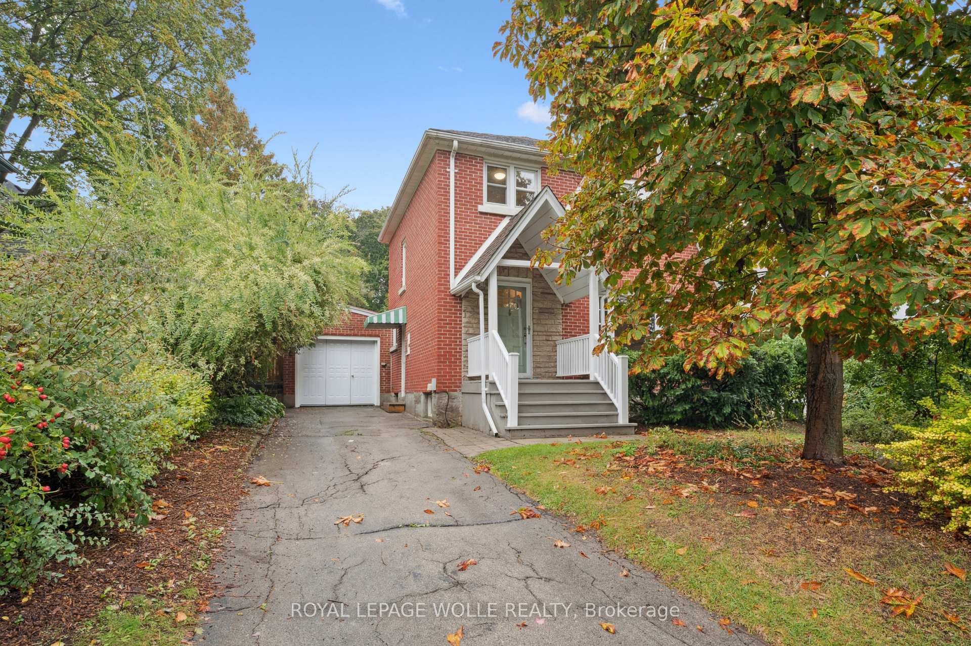 Photo 1 of 103 Dunbar Road S, Waterloo, Uptown West — HOMEH
