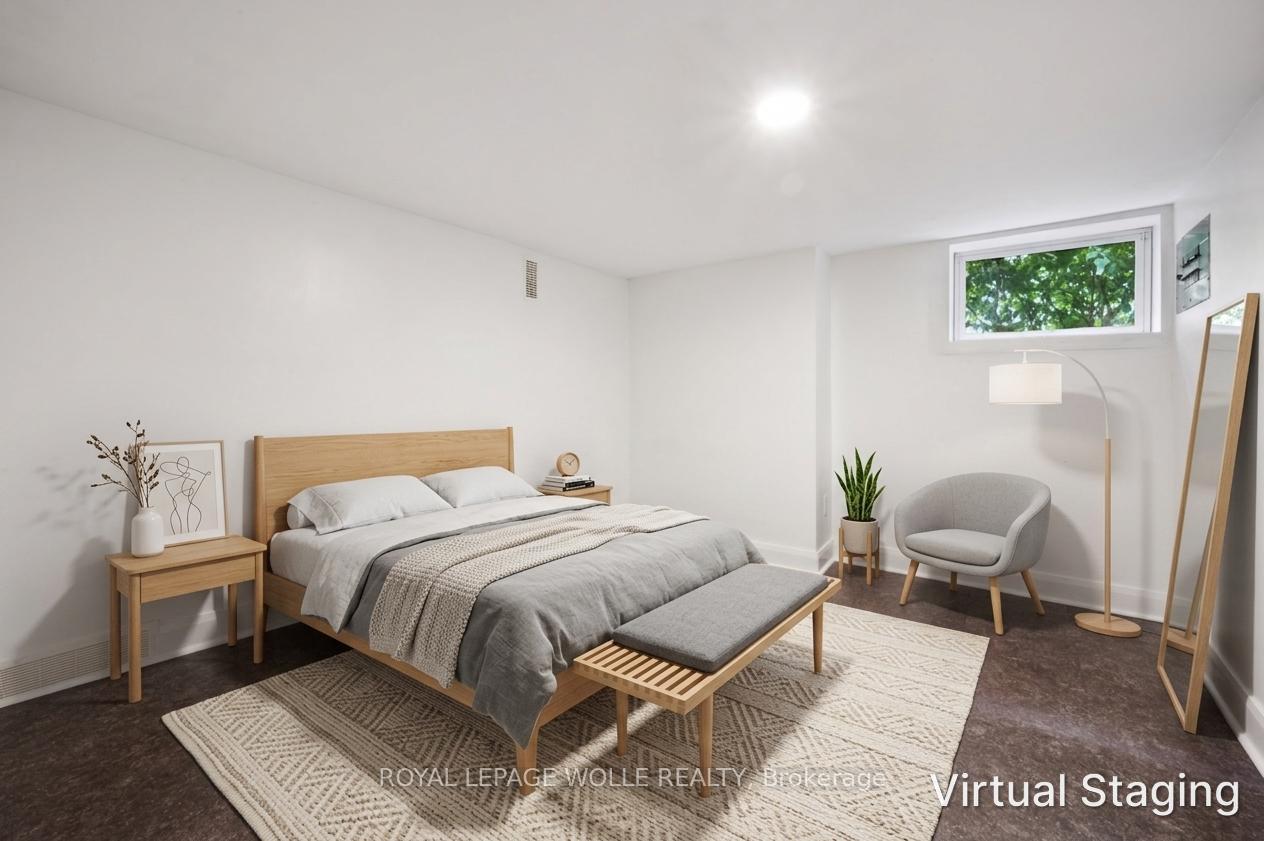 Photo 21 of 103 Dunbar Road S, Waterloo, Uptown West — HOMEH