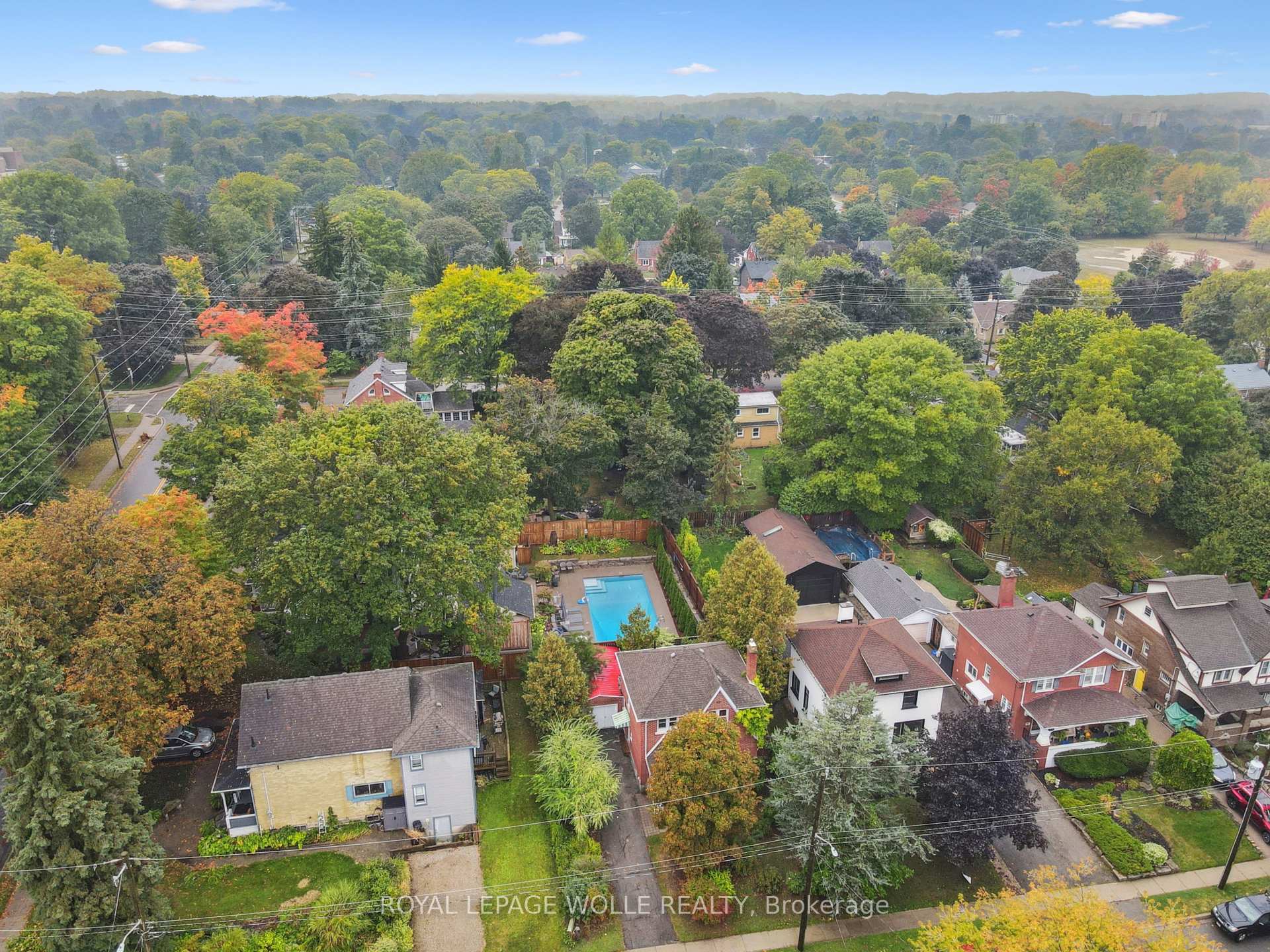 Photo 31 of 103 Dunbar Road S, Waterloo, Uptown West — HOMEH