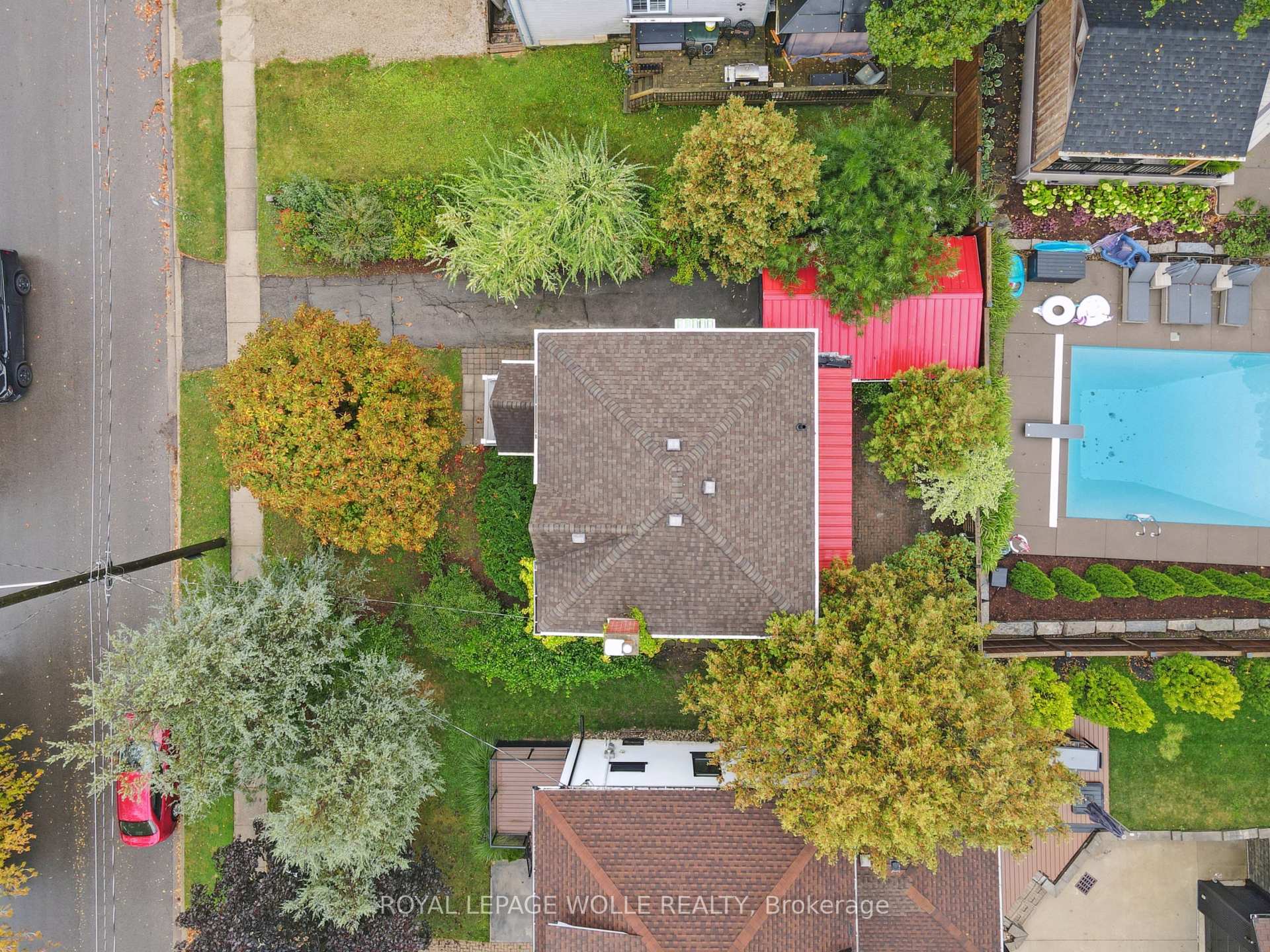 Photo 35 of 103 Dunbar Road S, Waterloo, Uptown West — HOMEH