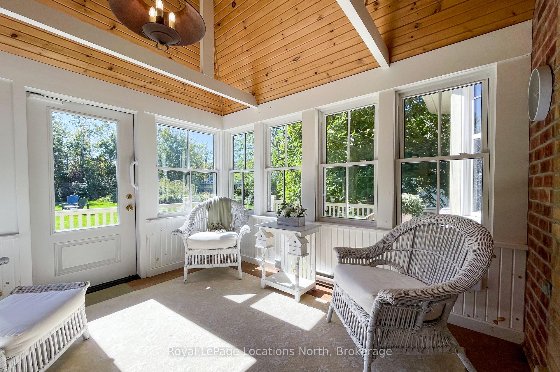Photo 9 of 202 Snowbridge Way, Blue Mountains — HOMEH