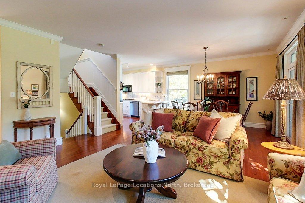 Photo 13 of 202 Snowbridge Way, Blue Mountains — HOMEH