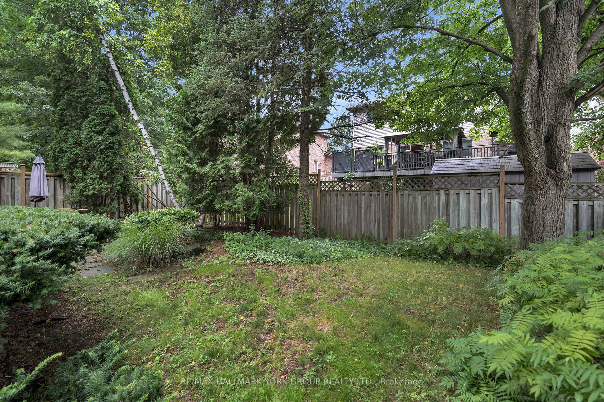 Photo 41 of 95 Gilbank Drive, Aurora, Aurora Heights — HOMEH