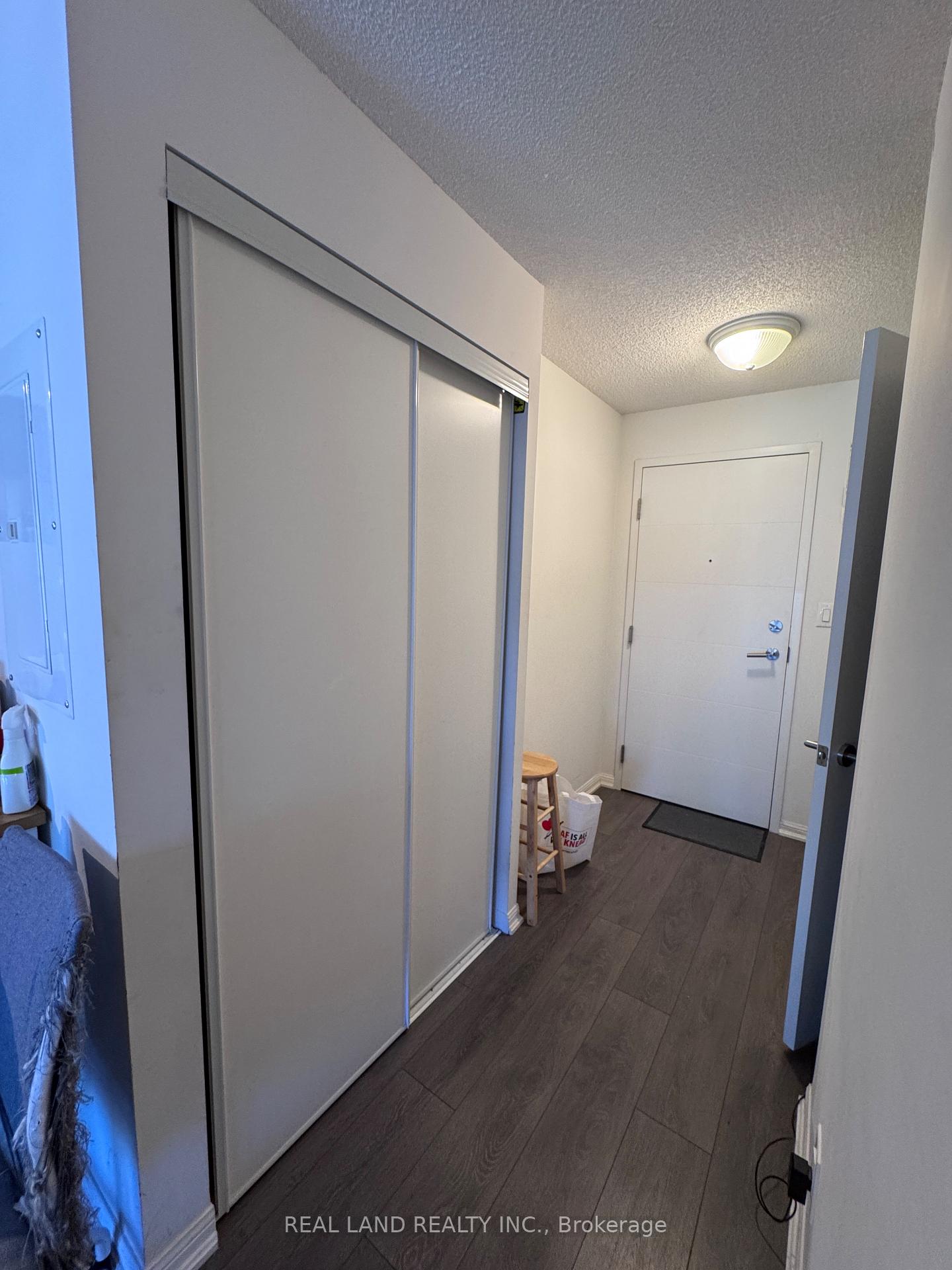 Photo 6 of Unit 1111, 400 Adelaide Street E, Toronto, Moss Park — HOMEH