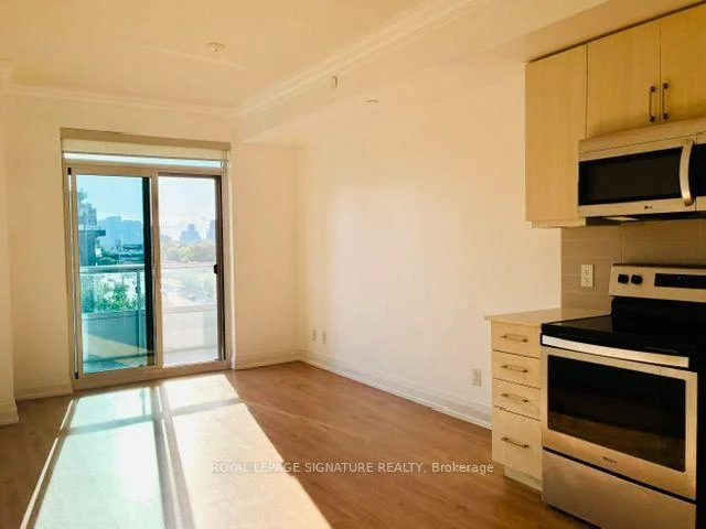 Photo 13 of Unit 917, 591 Sheppard Avenue, North York, Bayview Village — HOMEH
