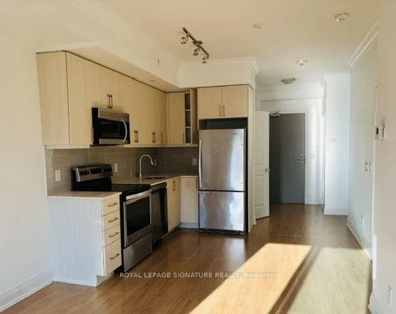 Photo 15 of Unit 917, 591 Sheppard Avenue, North York, Bayview Village — HOMEH