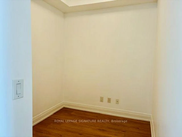 Photo 17 of Unit 917, 591 Sheppard Avenue, North York, Bayview Village — HOMEH