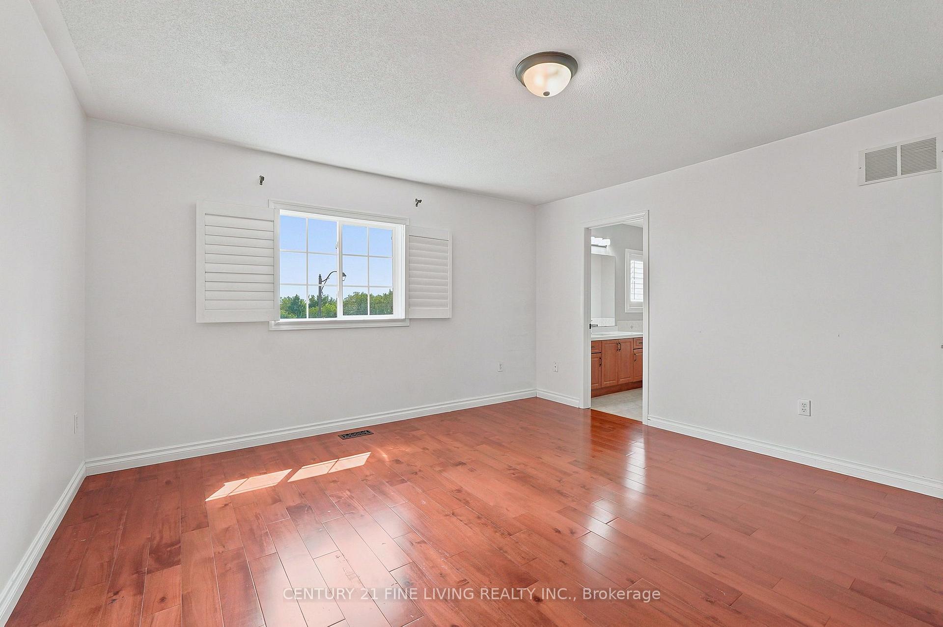 Photo 23 of 92 Kettlewell Crescent, Brampton, Sandringham-Wellington — HOMEH