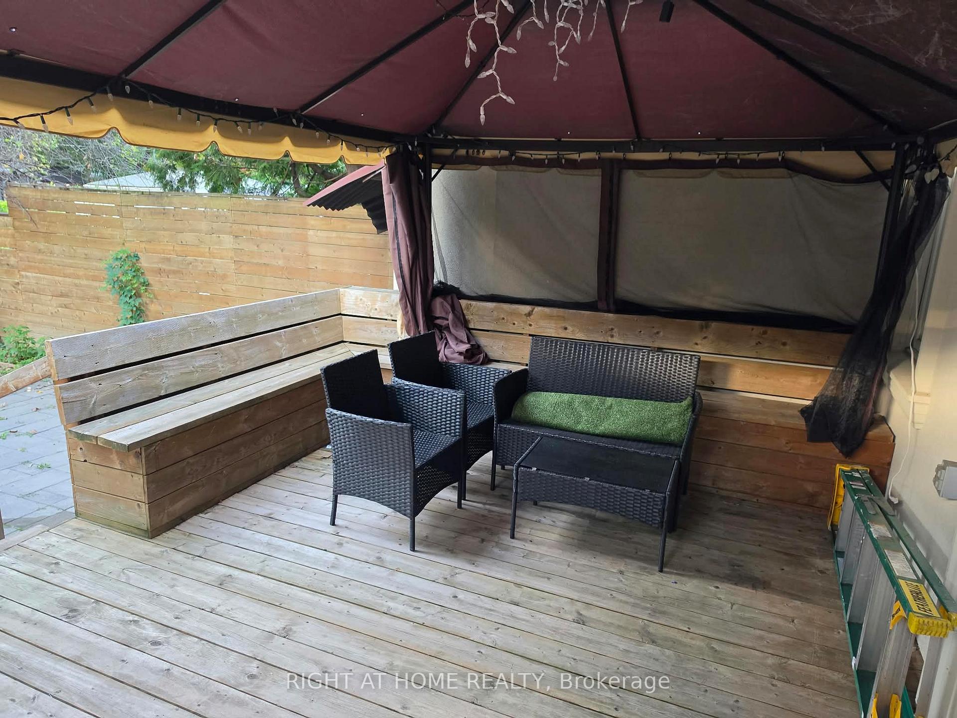 Photo 7 of Unit Main, 154 Davisville Avenue, Toronto, Mount Pleasant West — HOMEH