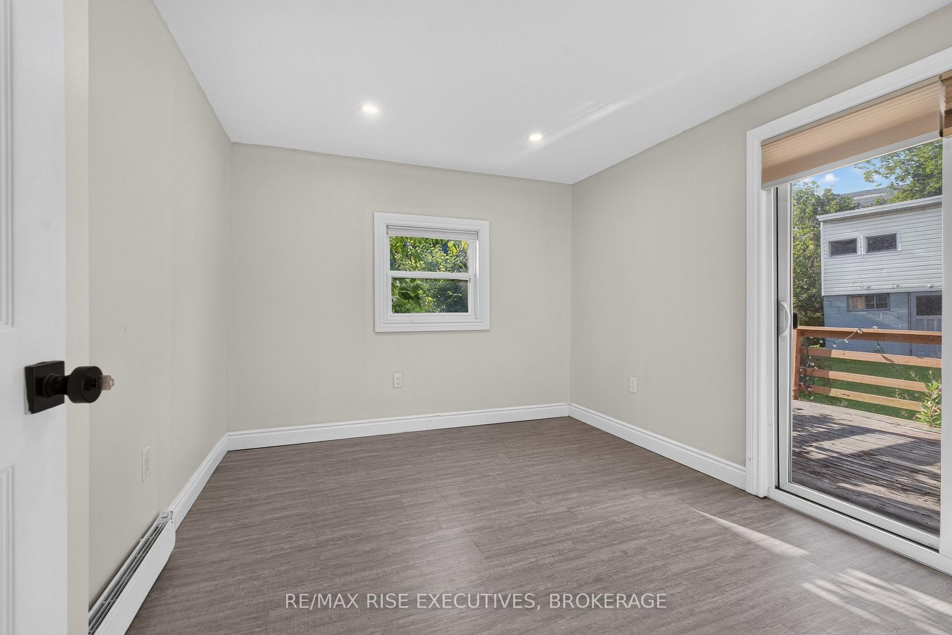 Photo 12 of 48 Elm Street, Kingston, East of Sir John A. Blvd — HOMEH