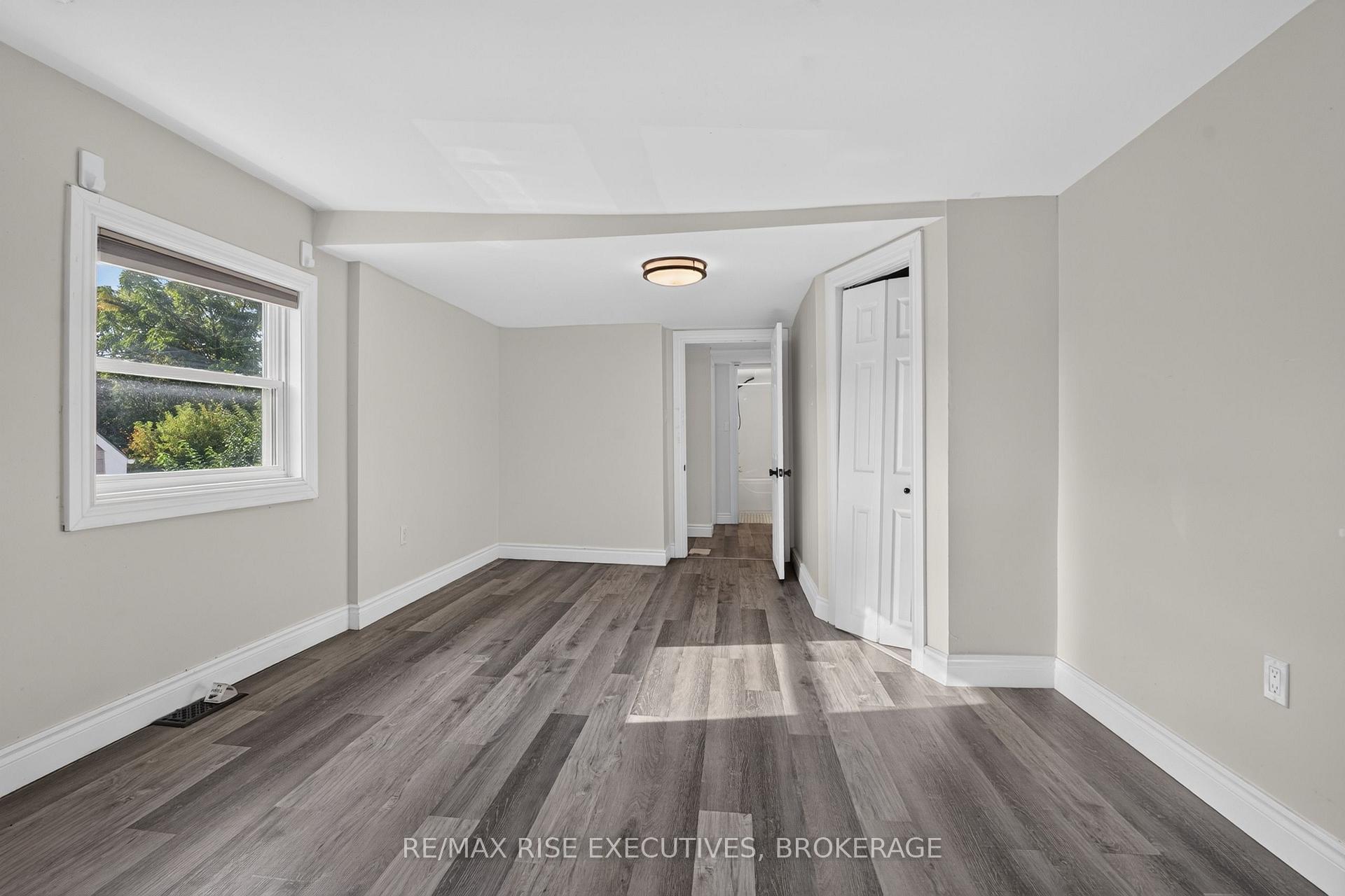 Photo 14 of 48 Elm Street, Kingston, East of Sir John A. Blvd — HOMEH