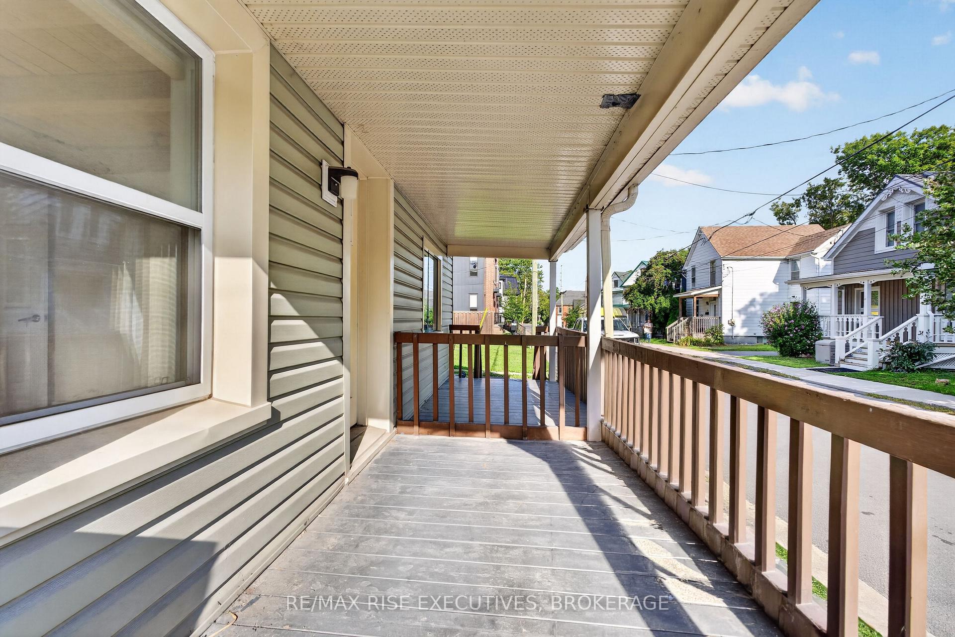 Photo 22 of 48 Elm Street, Kingston, East of Sir John A. Blvd — HOMEH