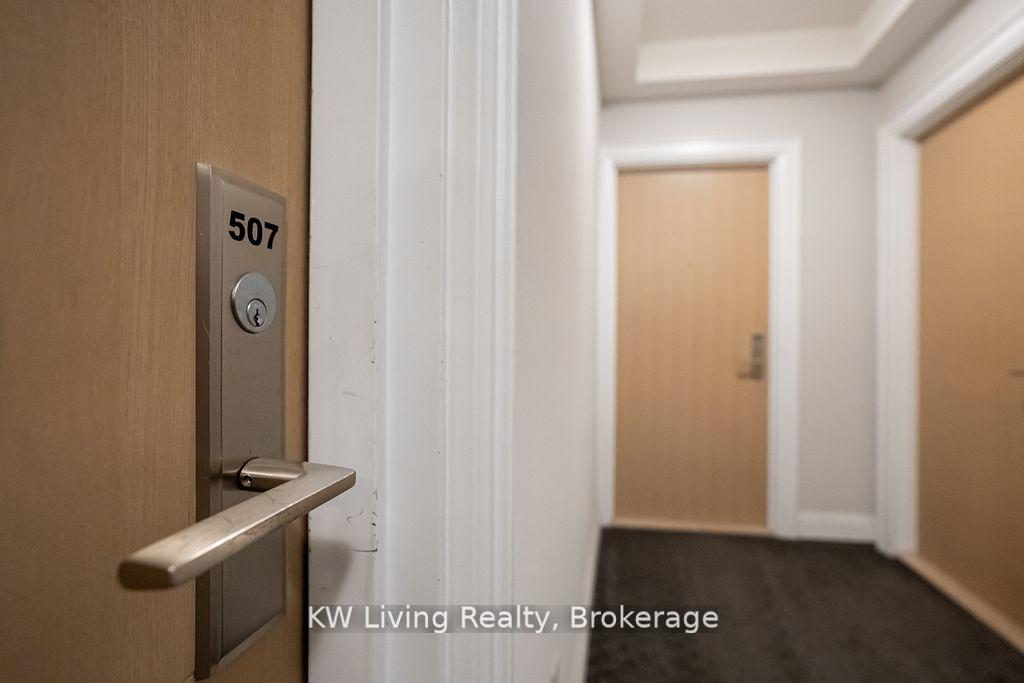 Photo 5 of Unit 507, 16 McAdam Avenue, North York, Yorkdale-Glen Park — HOMEH