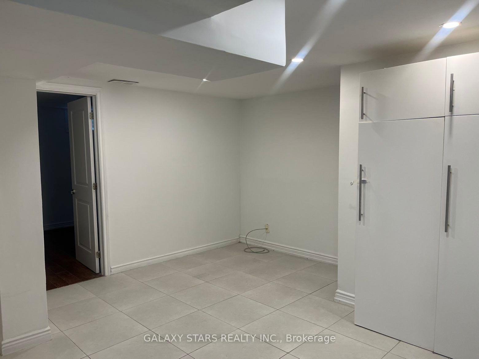Photo 3 of Unit Bsmnt, 1411 Anton Square, Pickering, Liverpool — HOMEH