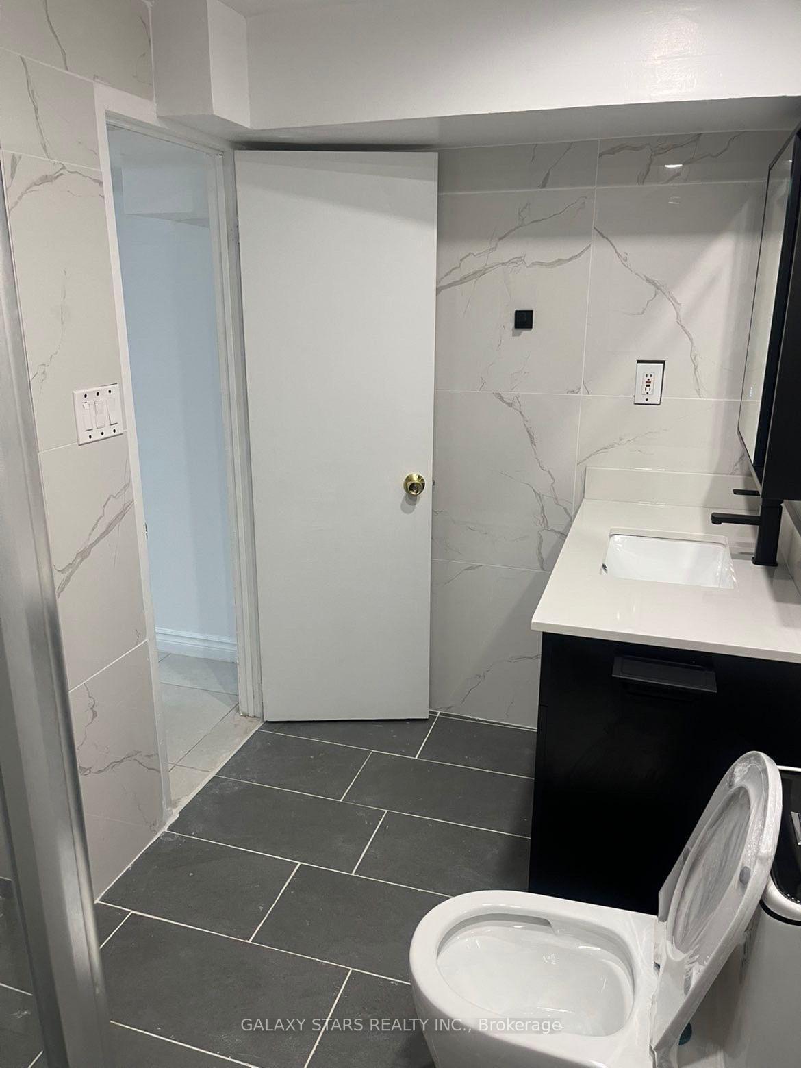 Photo 9 of Unit Bsmnt, 1411 Anton Square, Pickering, Liverpool — HOMEH