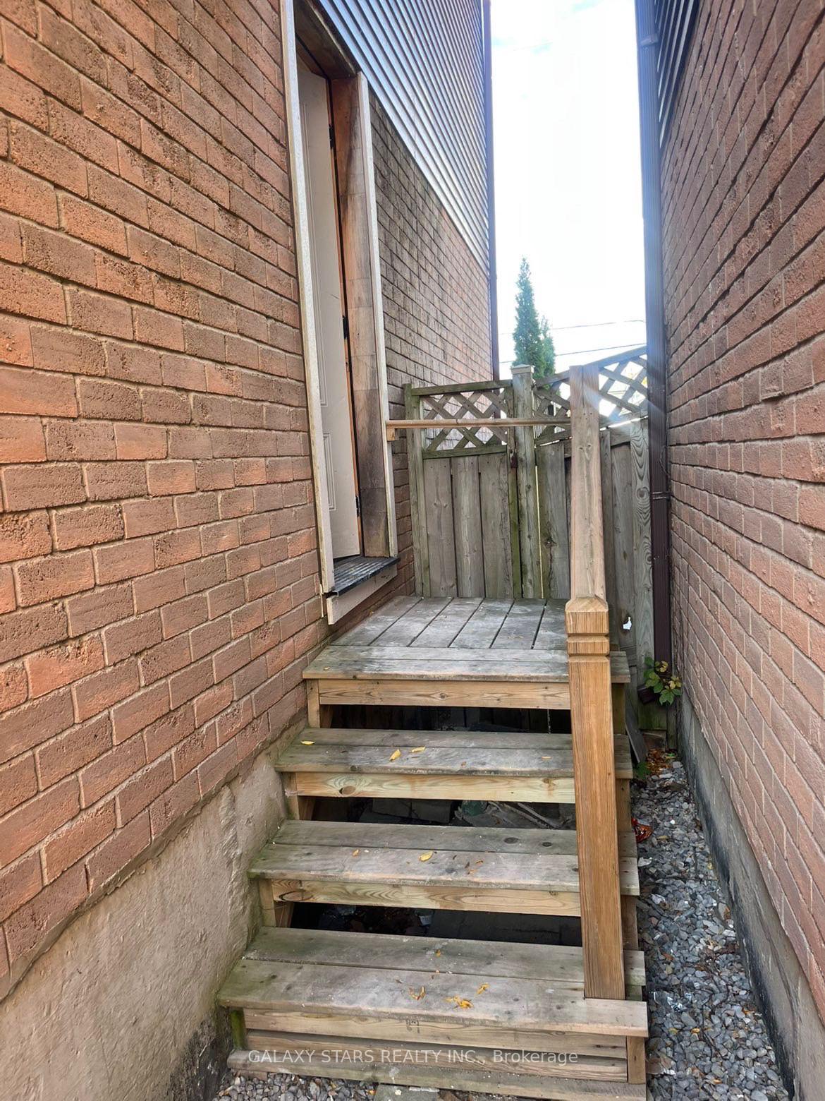 Photo 12 of Unit Bsmnt, 1411 Anton Square, Pickering, Liverpool — HOMEH