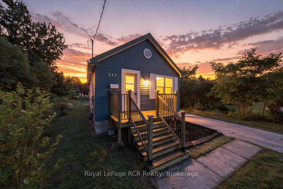 Photo of 397 27th Street W