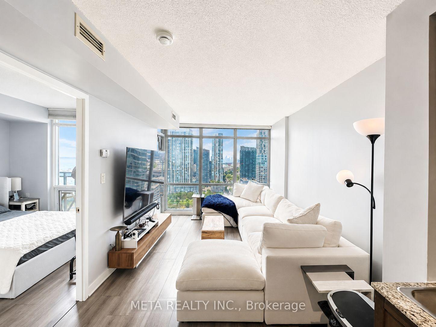 Photo 6 of Unit 2802, 15 Fort York Boulevard, Toronto, Waterfront Communities — HOMEH