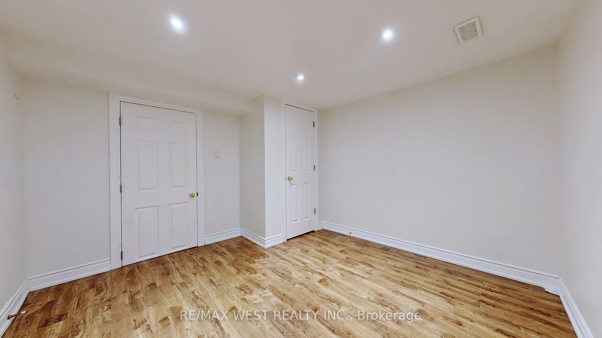 Photo 17 of Unit BSMT, 139 Ranee Avenue, Toronto, Englemount-Lawrence — HOMEH