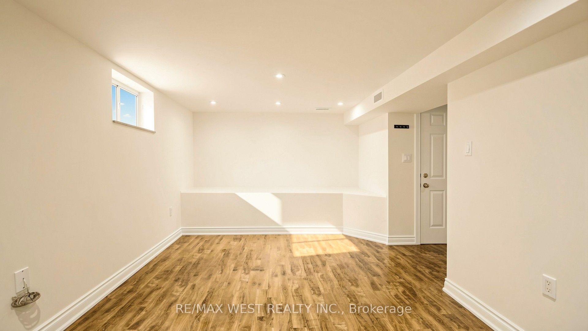 Photo 25 of Unit BSMT, 139 Ranee Avenue, Toronto, Englemount-Lawrence — HOMEH
