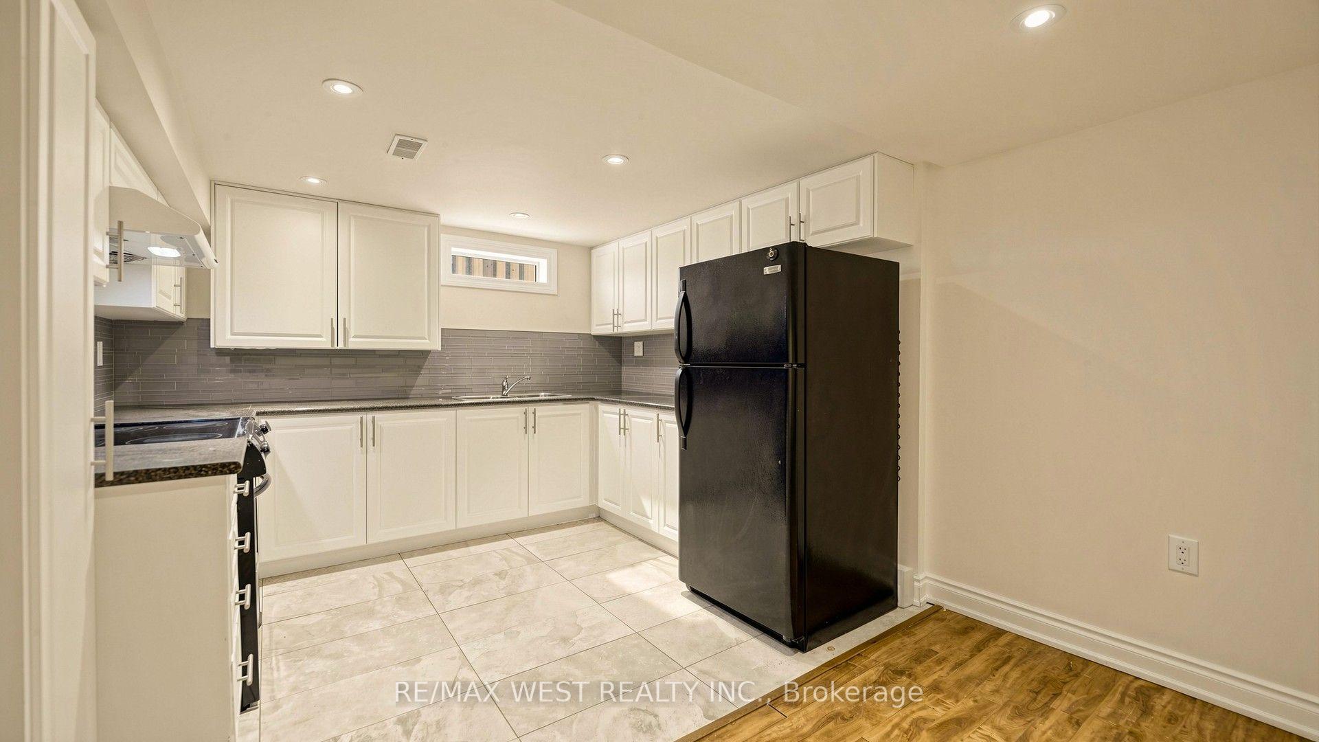 Photo 26 of Unit BSMT, 139 Ranee Avenue, Toronto, Englemount-Lawrence — HOMEH