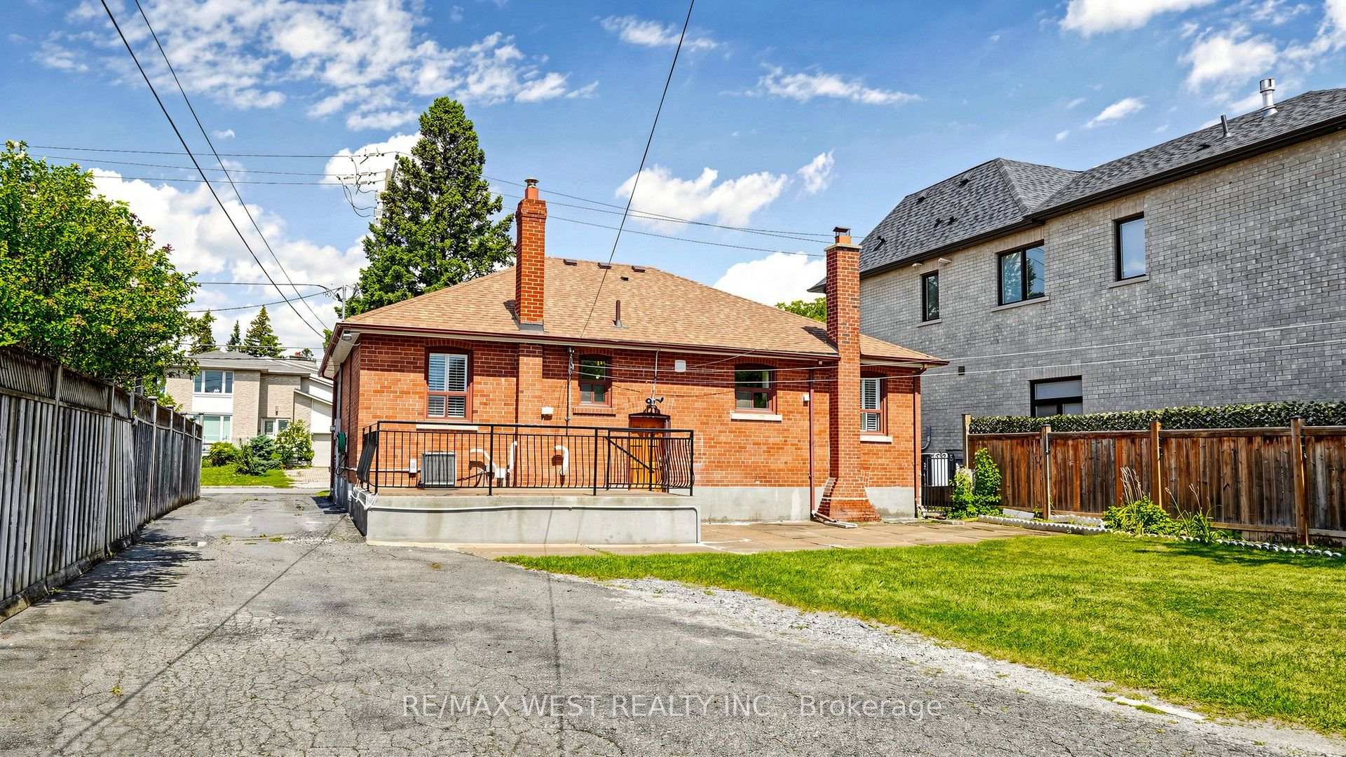 Photo 40 of Unit BSMT, 139 Ranee Avenue, Toronto, Englemount-Lawrence — HOMEH