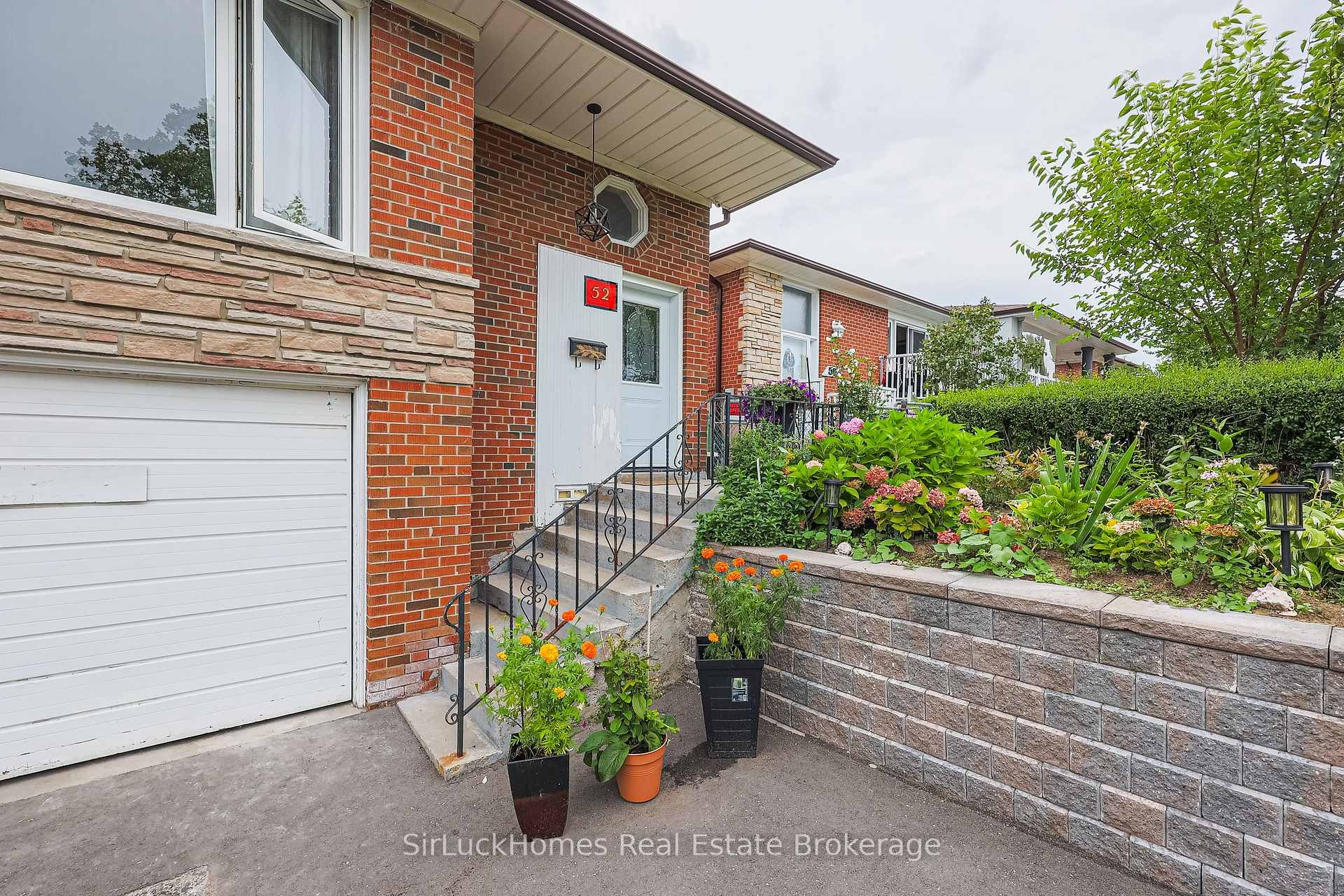 Photo 1 of 52 Dellbrook Crescent, North York, Humber Summit — HOMEH