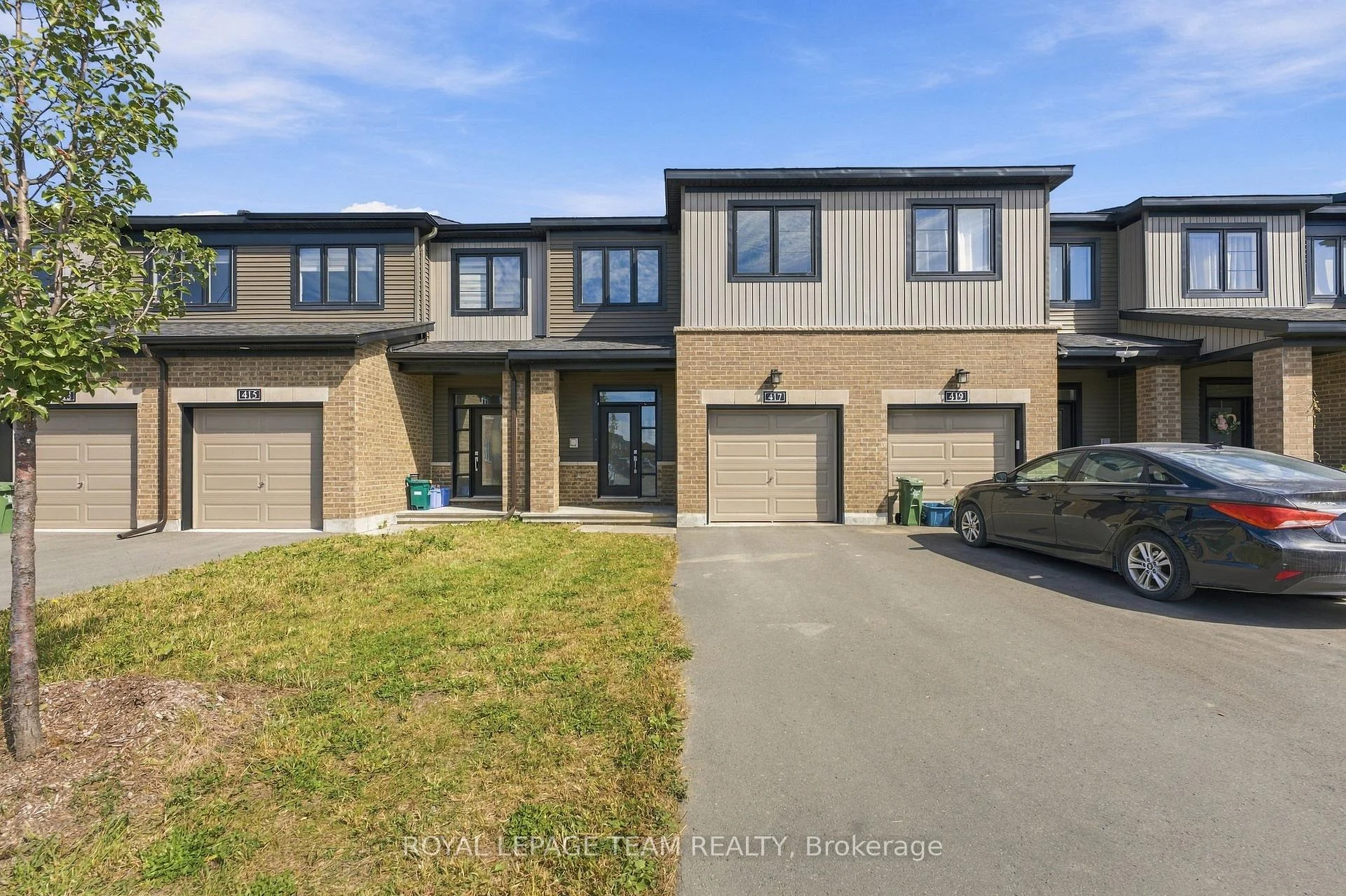 Photo 1 of 417 Silicon Way, Ottawa, Kanata - Morgan's Grant/South March — HOMEH