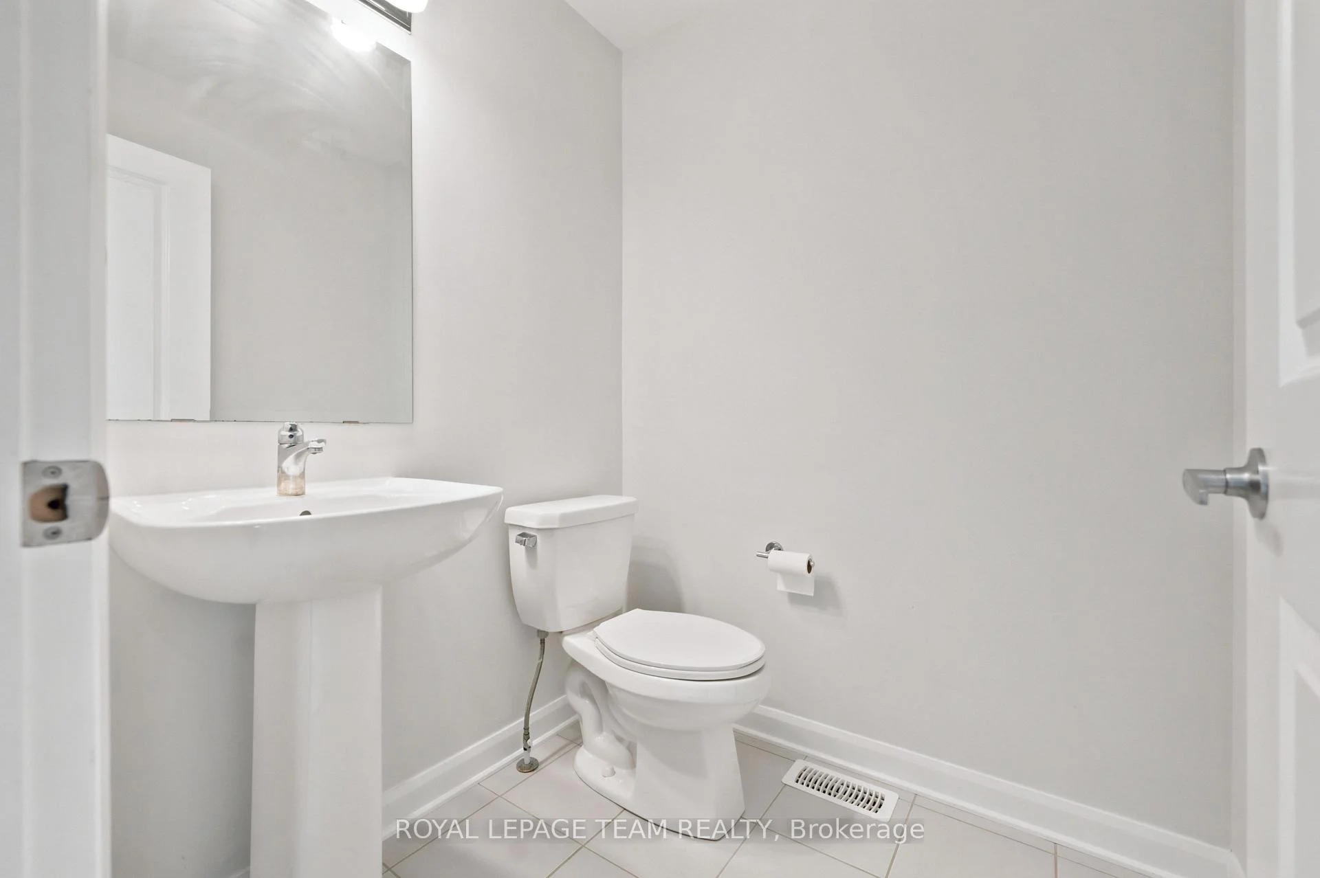 Photo 7 of 417 Silicon Way, Ottawa, Kanata - Morgan's Grant/South March — HOMEH